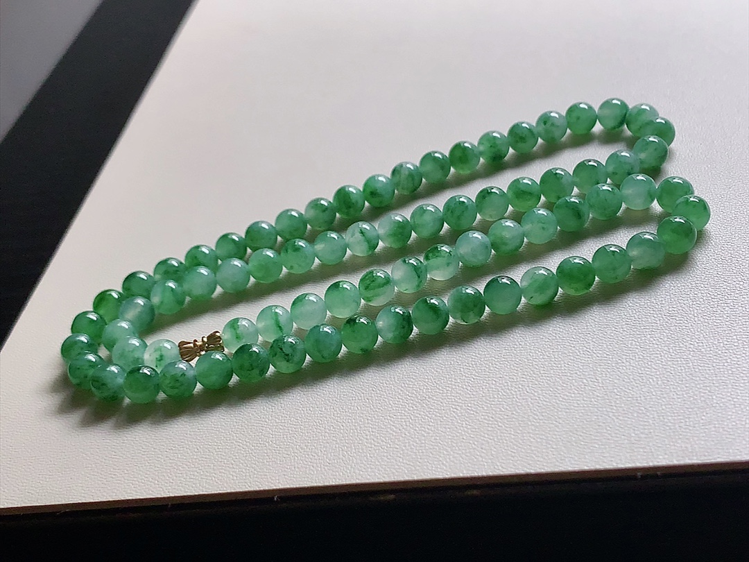 ️ 冰种绿花项链 飘花色泽青翠漂亮，种水很好，尺寸6.3