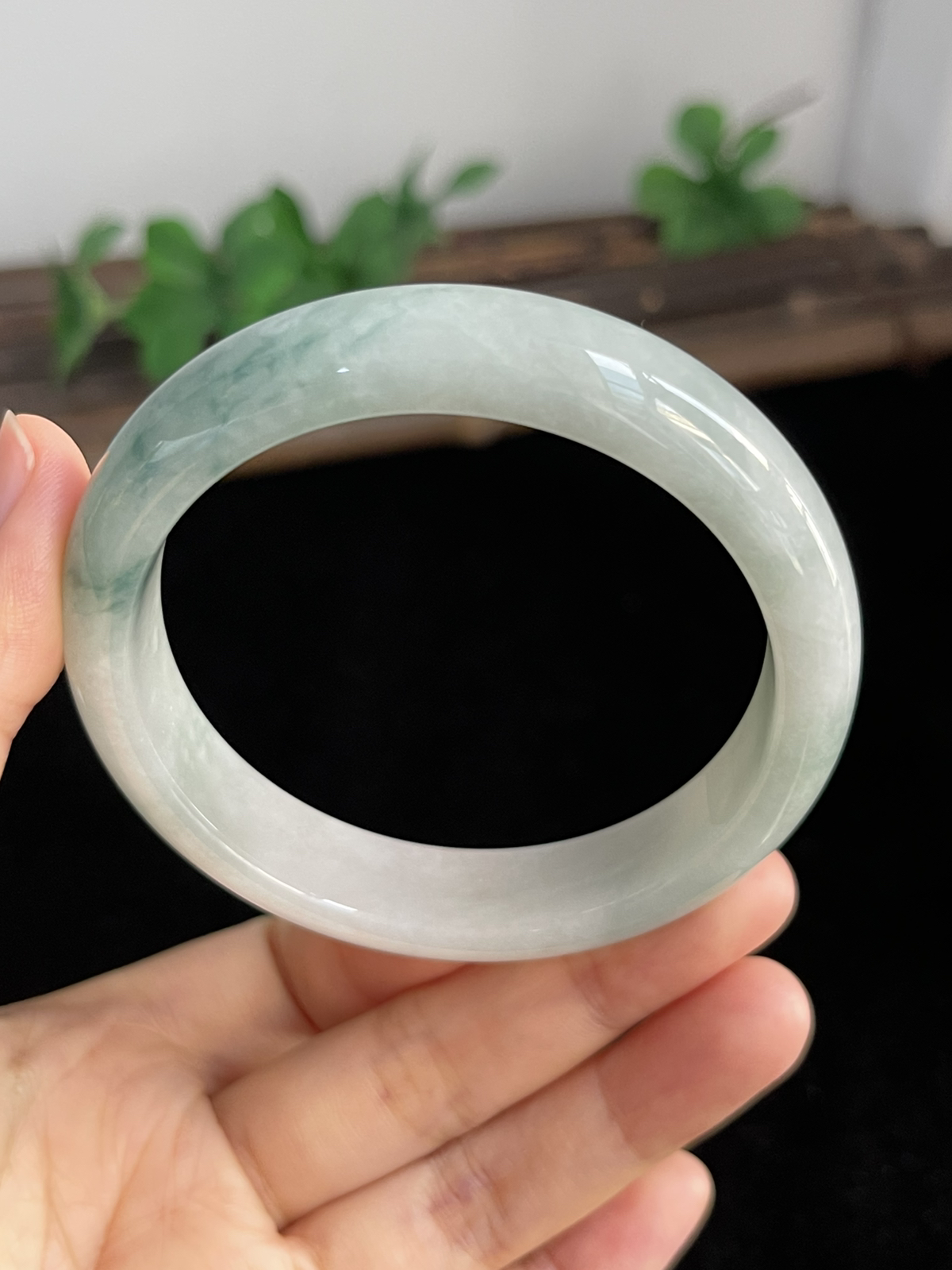 正圈57圈口，翡翠手镯
