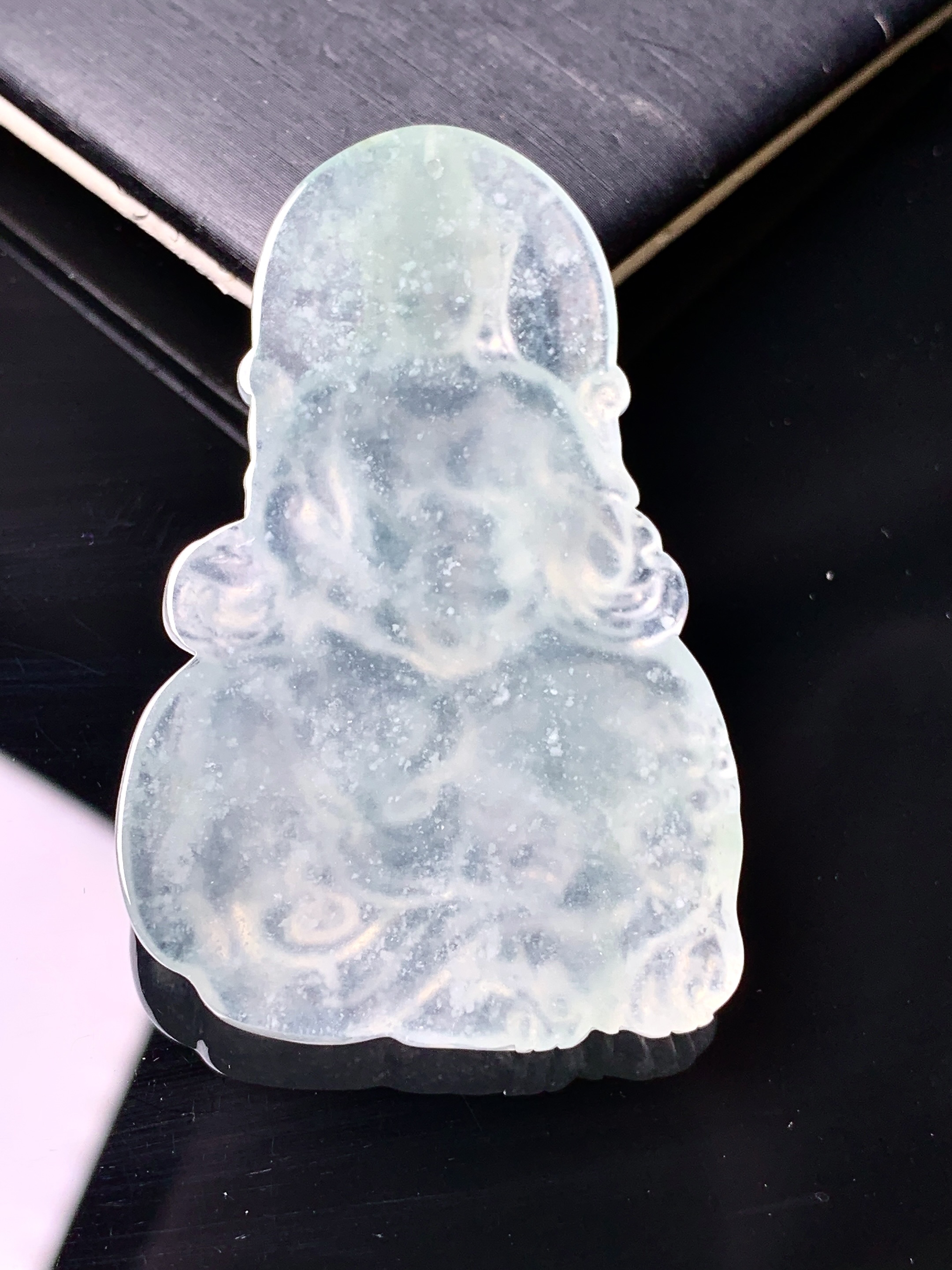 冰种普贤观音菩萨吊坠 玉质细腻 色泽艳丽清新 水润亮眼 整体尺寸52.6*33*5.6x7