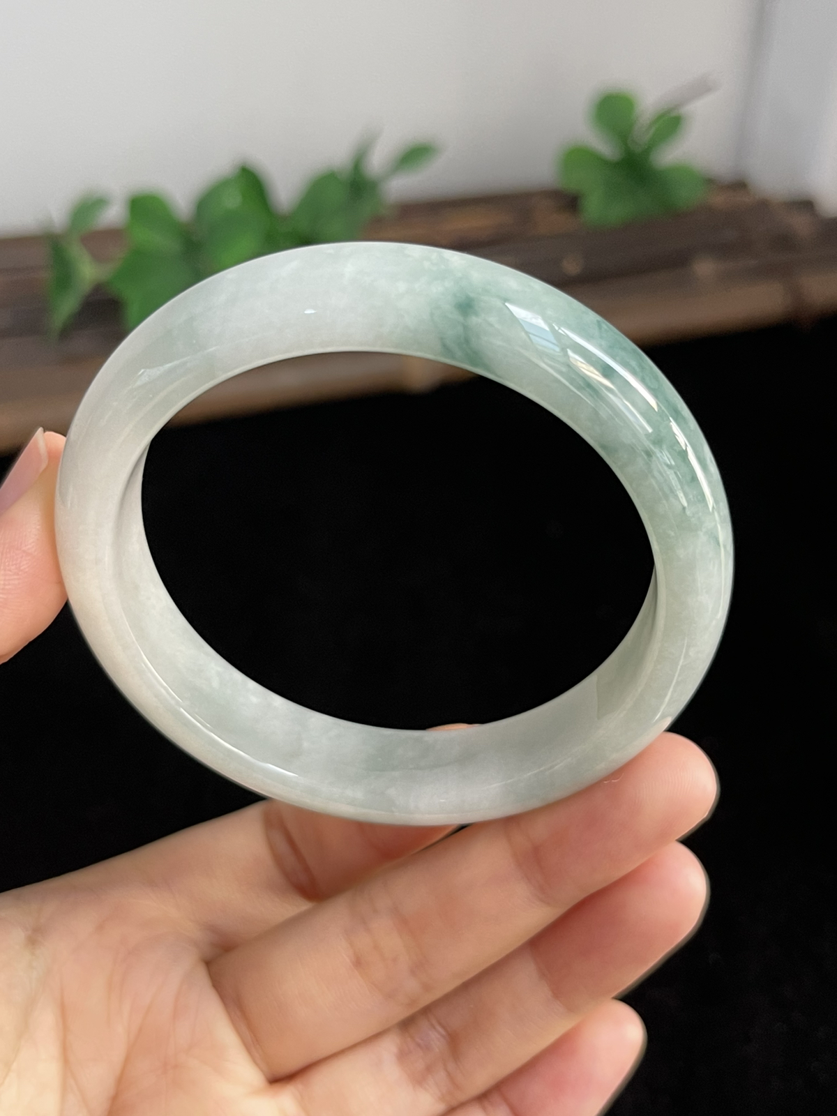 正圈57圈口，翡翠手镯