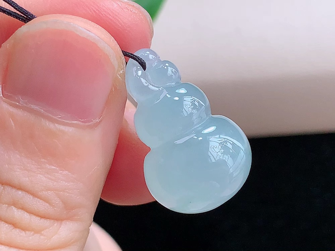 ️ 葫芦，尺寸22.5/14.4/11.1mm，包A附证书