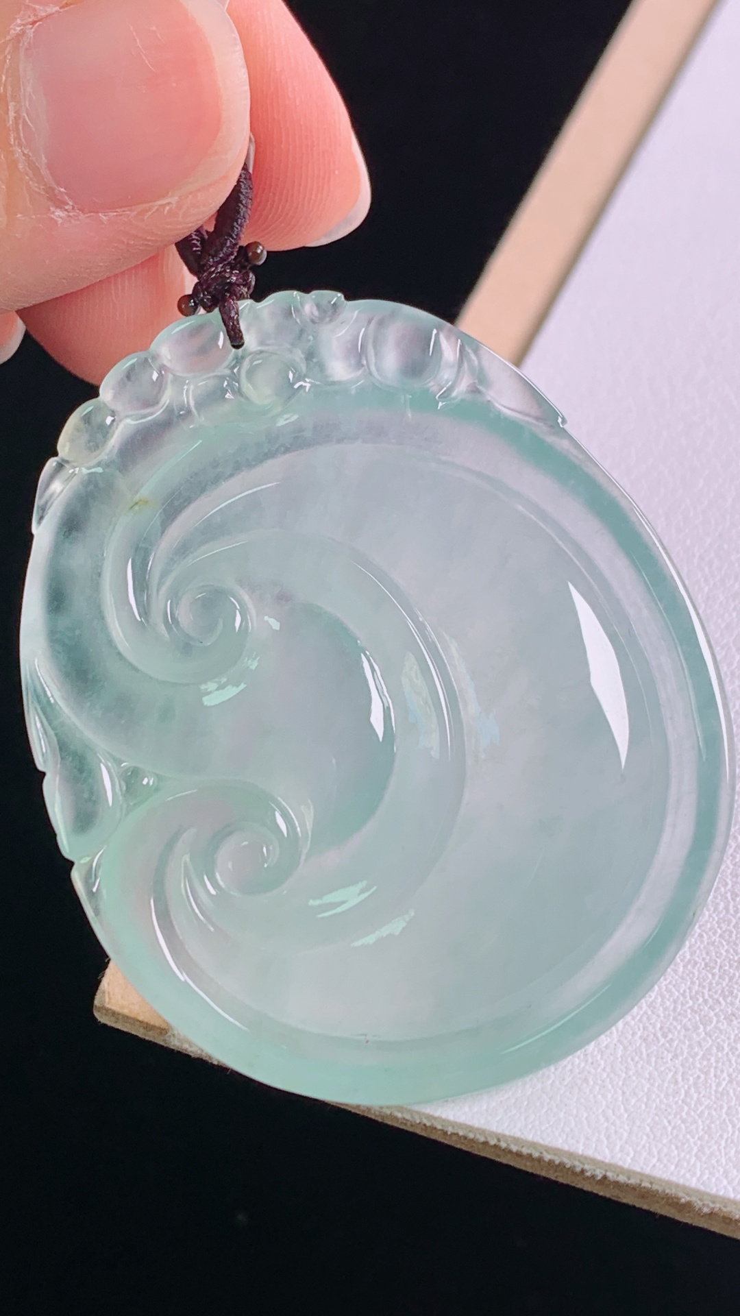 ️如意，无裂，尺寸48.1/39.4/5.8mm，编号27