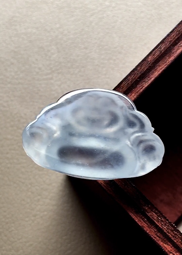️ 玻璃种佛公 底子水润，种老起胶，肚子鼓鼓的福气满满，无裂，尺寸24.2/16.2/6.3