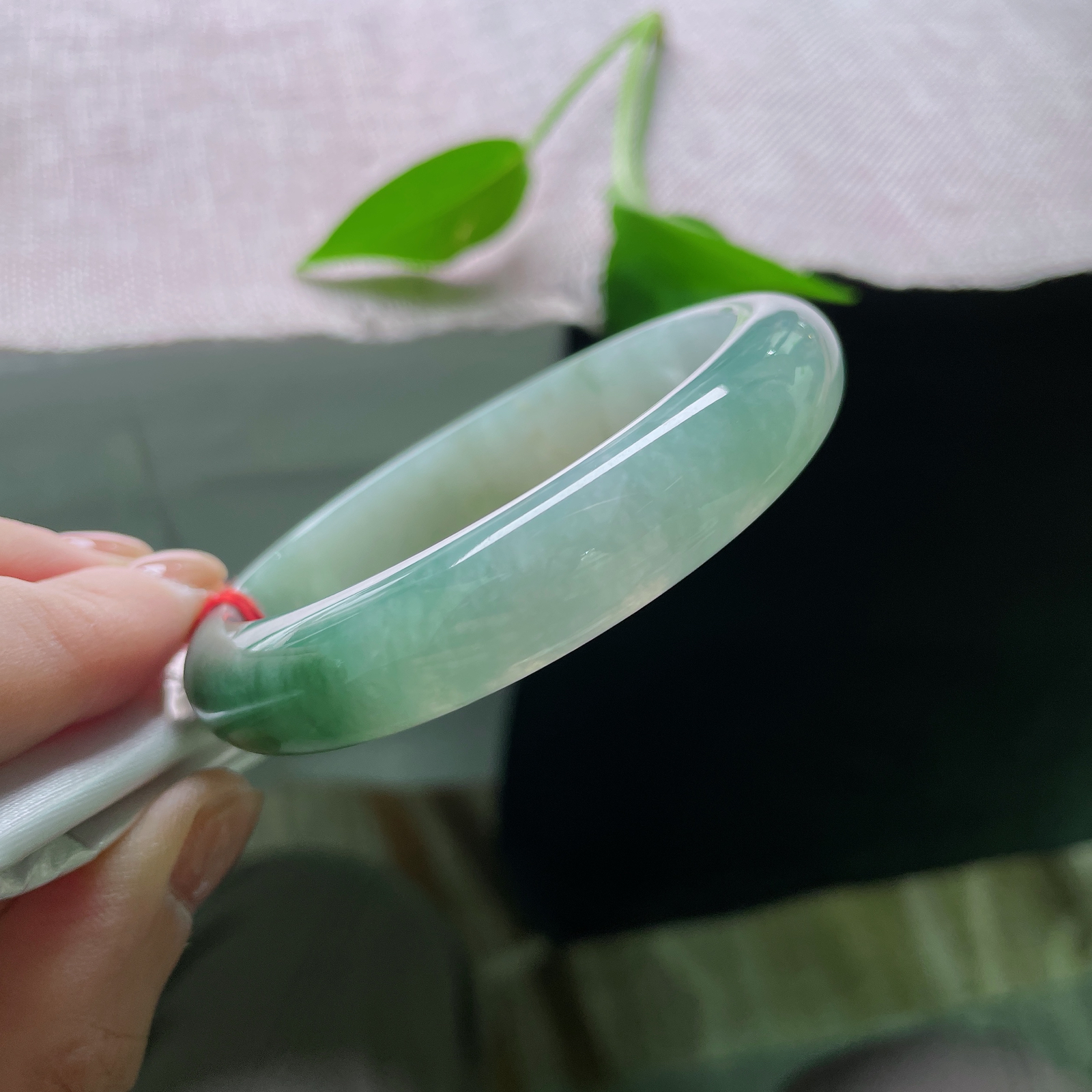 57.8/12.3/7.6，半山半水正圈，油青，种老，油性好，上手古典优雅，皮纹ss49848a