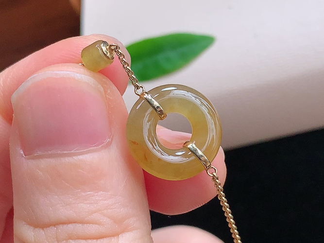 ️ 18K金伴钻甜甜圈手链，尺寸13.7/3.2mm，包A附证书