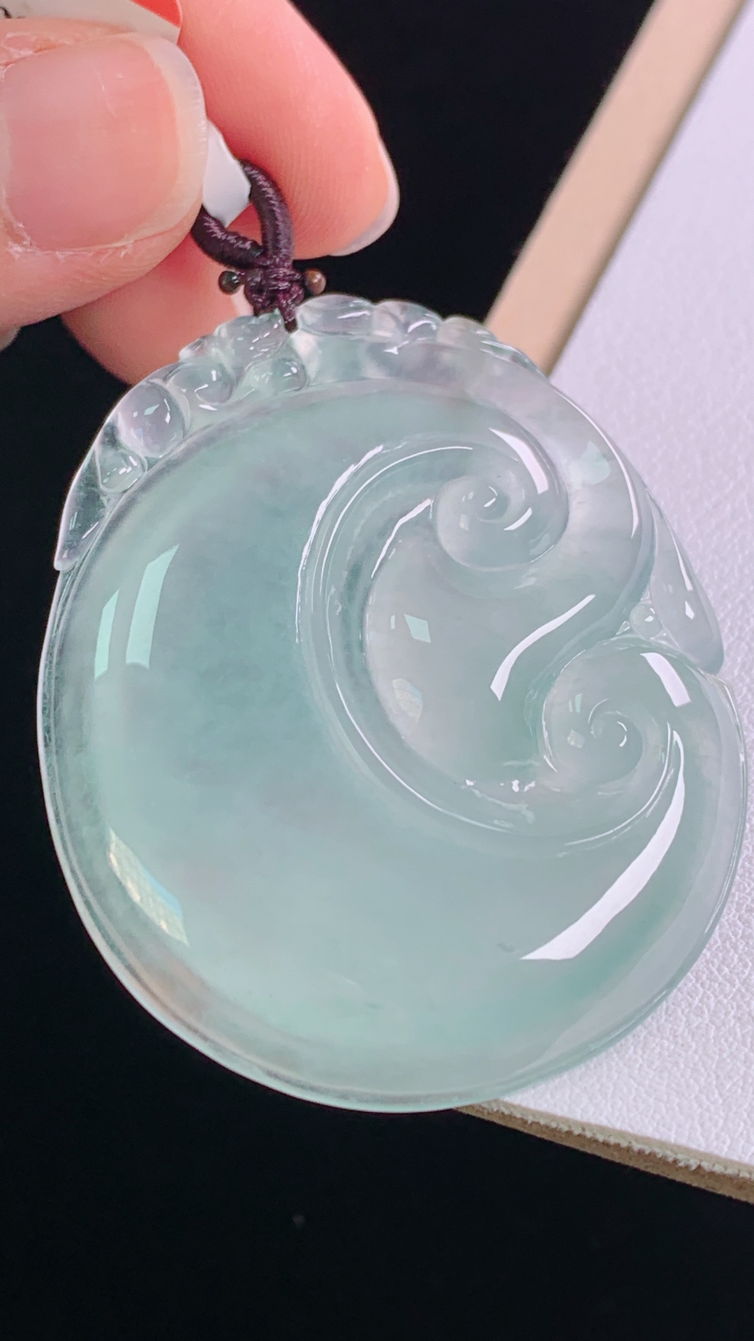 ️如意，无裂，尺寸48.1/39.4/5.8mm，编号27