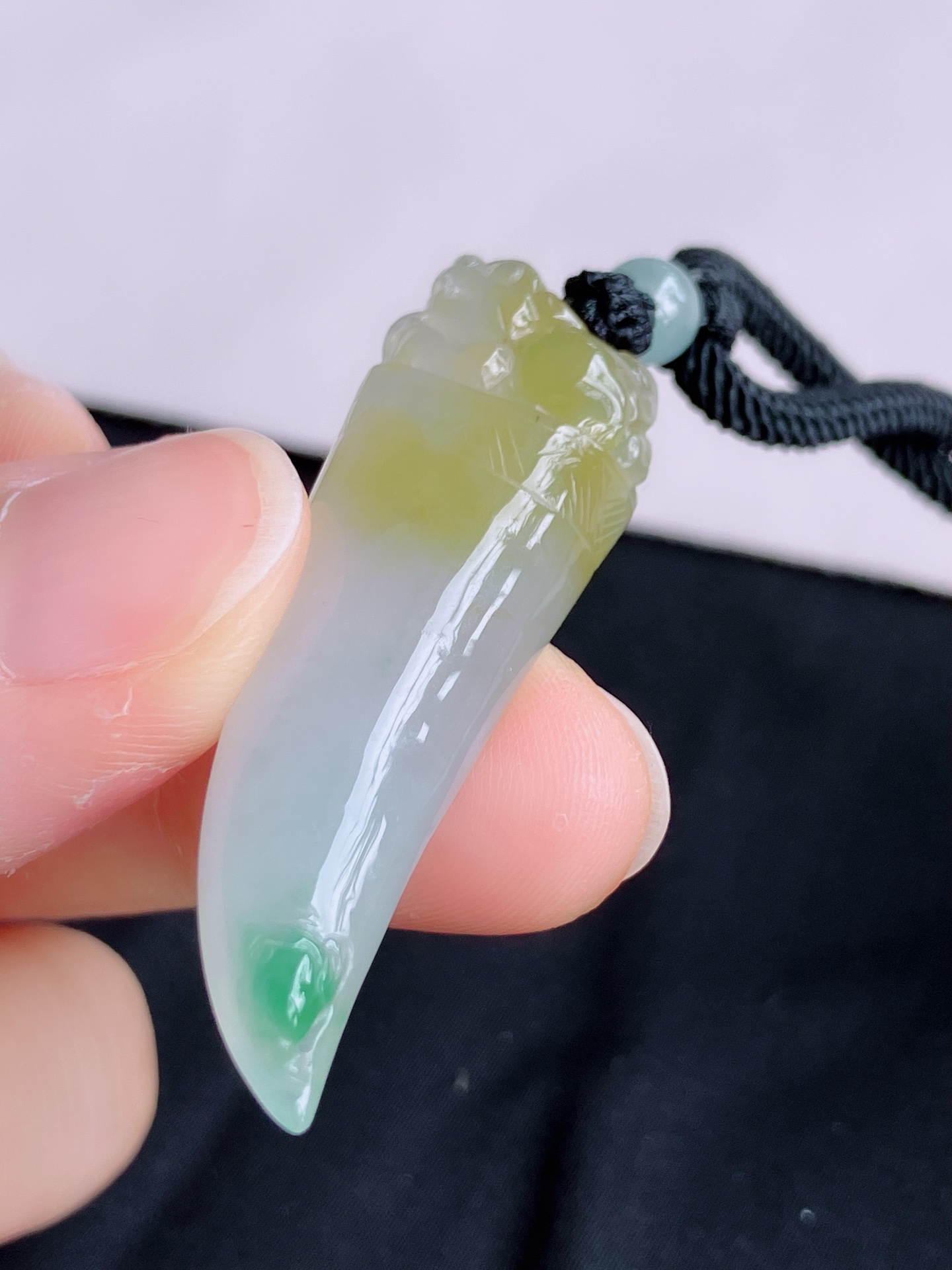 ️三彩龙牙，晶莹剔透，特色，尺寸48/21.8/12.3，自然光实拍