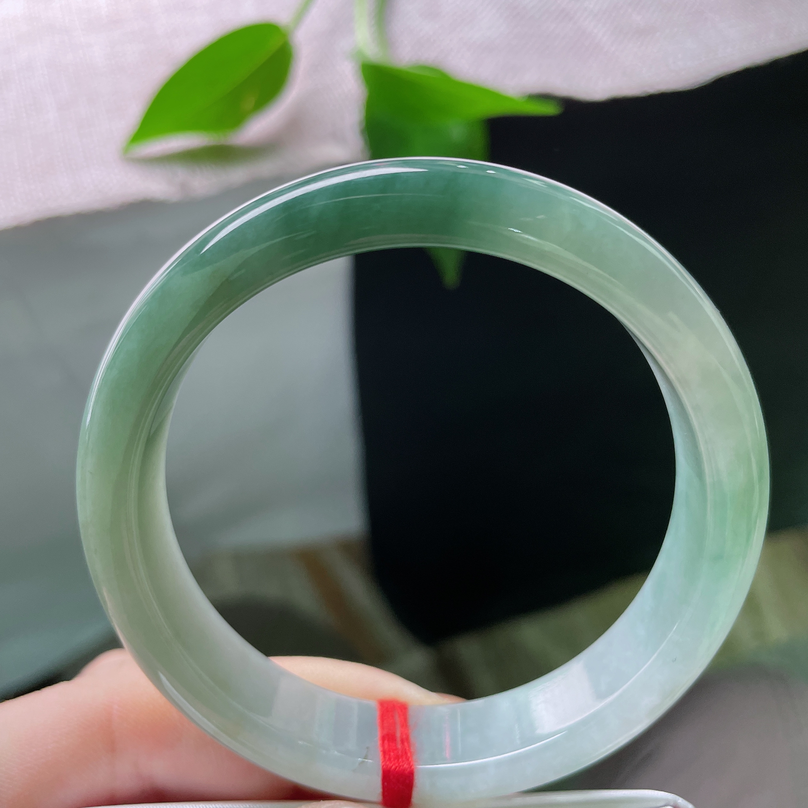 57.8/12.3/7.6，半山半水正圈，油青，种老，油性好，上手古典优雅，皮纹ss49848a