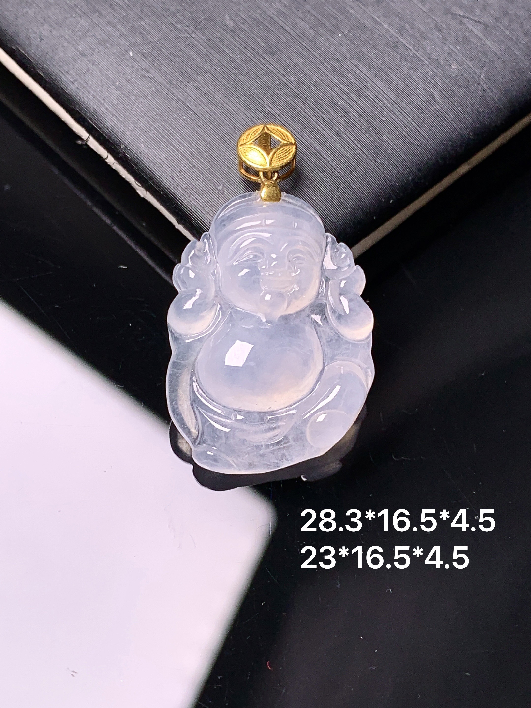 18k金镶嵌冰种财神吊坠 玉质细腻 色泽艳丽清新 水润亮眼 整体尺寸28.3*16.5*4.5f4