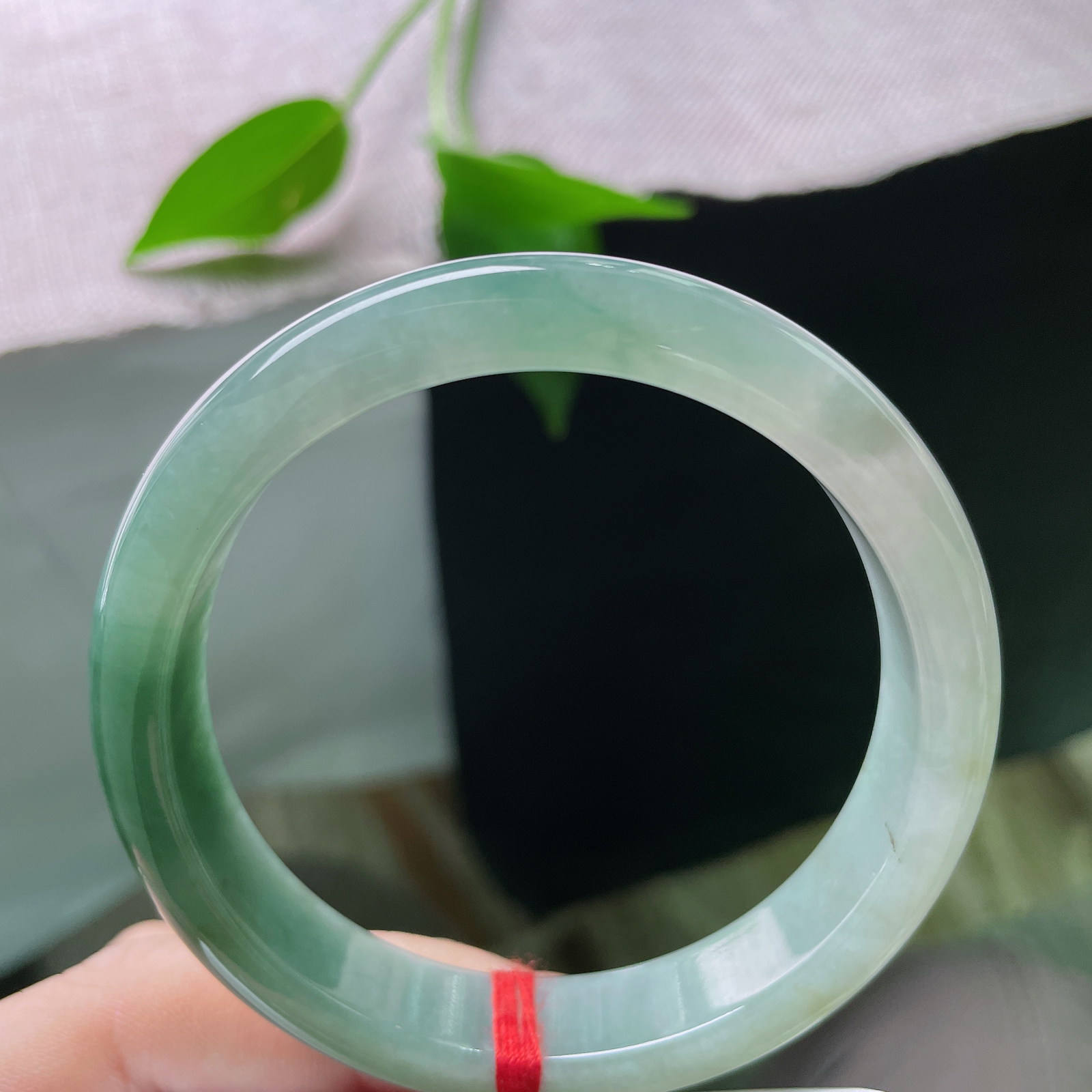57.8/12.3/7.6，半山半水正圈，油青，种老，油性好，上手古典优雅，皮纹ss49848a