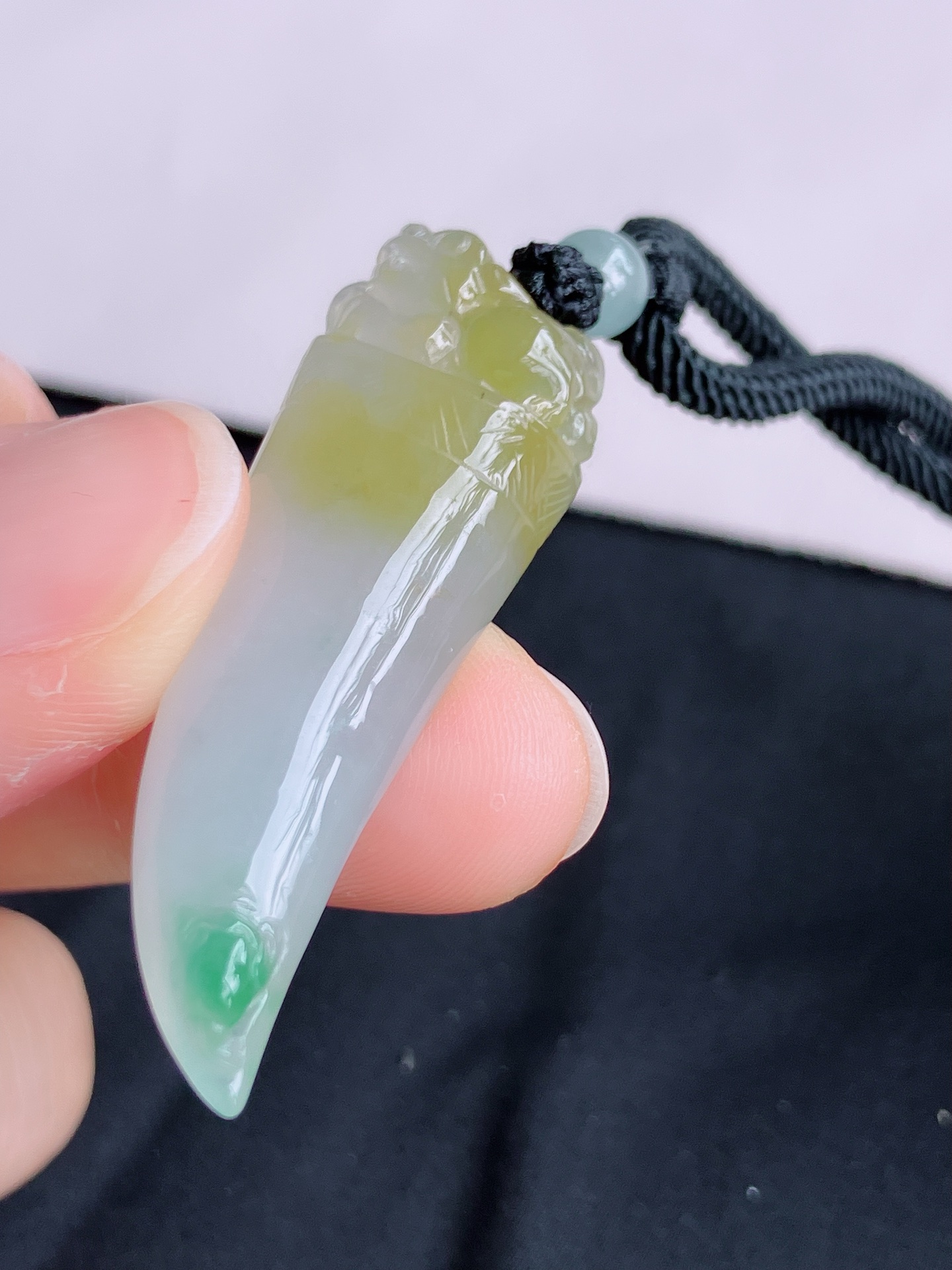 ️三彩龙牙，晶莹剔透，特色，尺寸48/21.8/12.3，自然光实拍