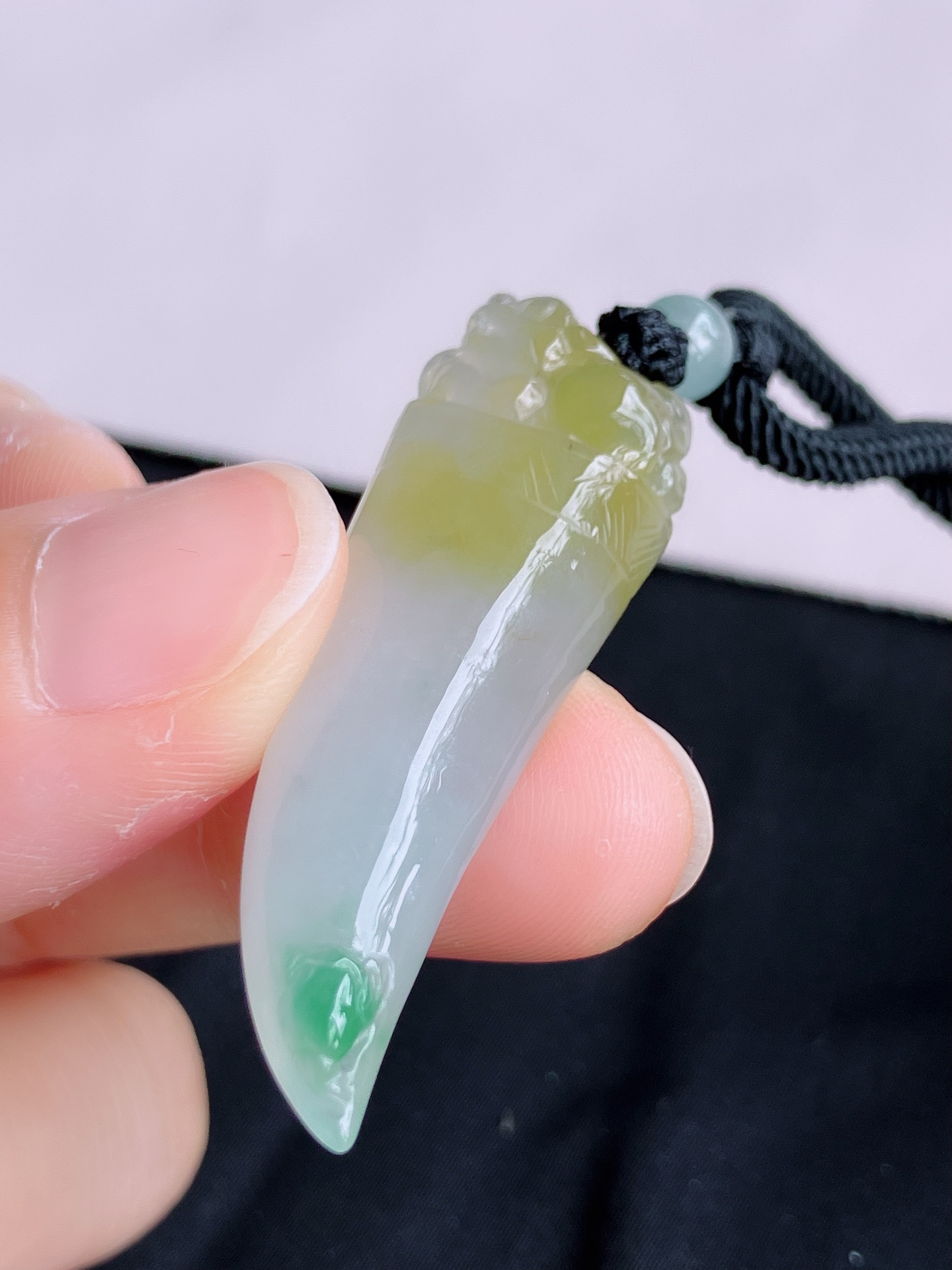 ️三彩龙牙，晶莹剔透，特色，尺寸48/21.8/12.3，自然光实拍