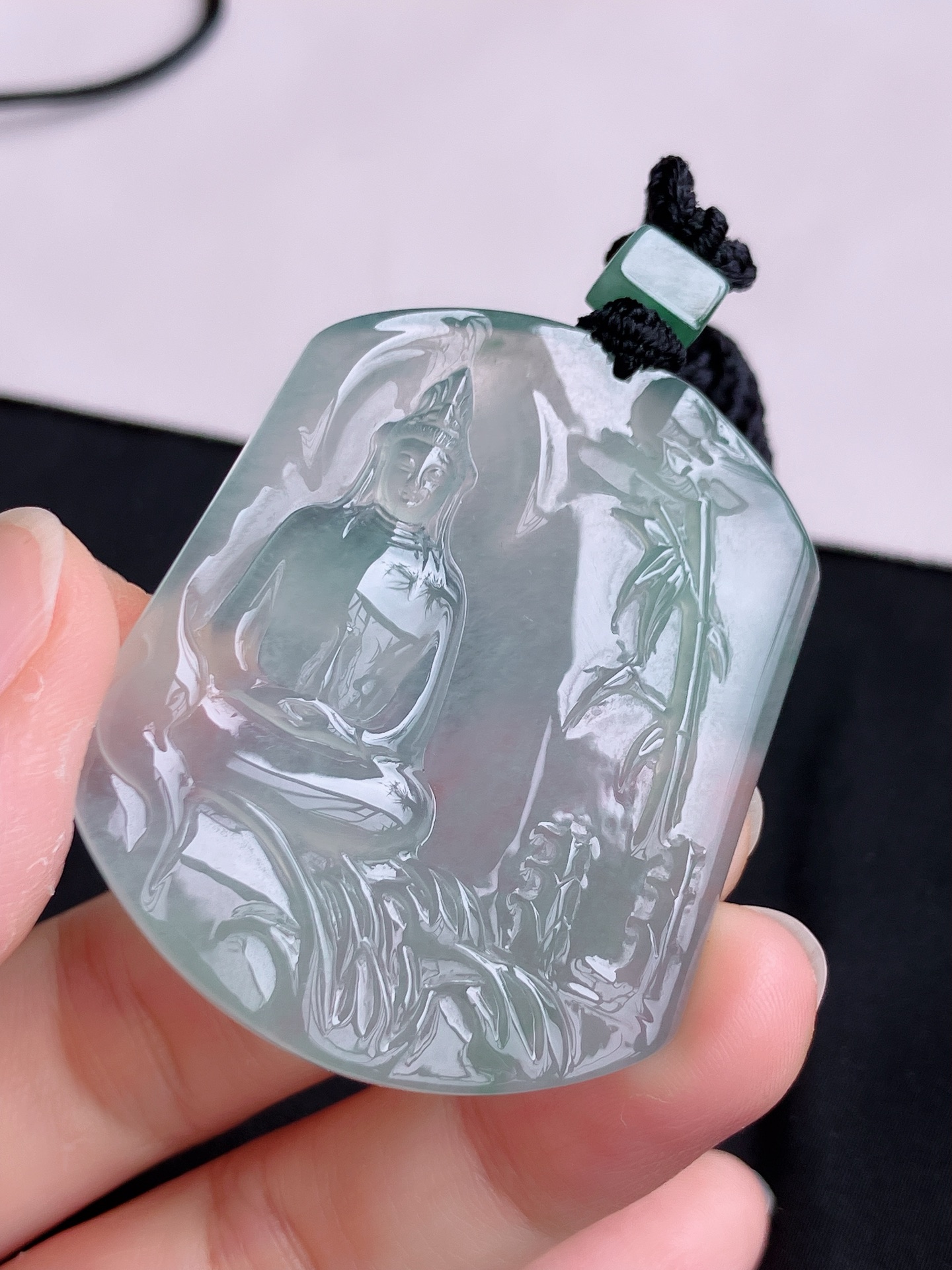 ️底色竹翠观音，晶莹剔透，尺寸48.3/41.3/5.5，自然光实拍