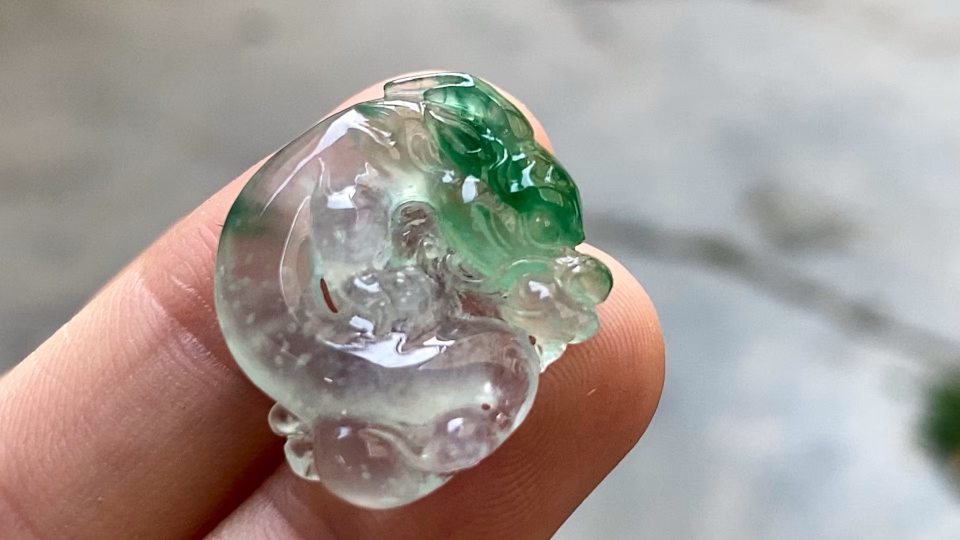 ️ 玻璃种飘绿中华龙，完整，20.5/19.2/6