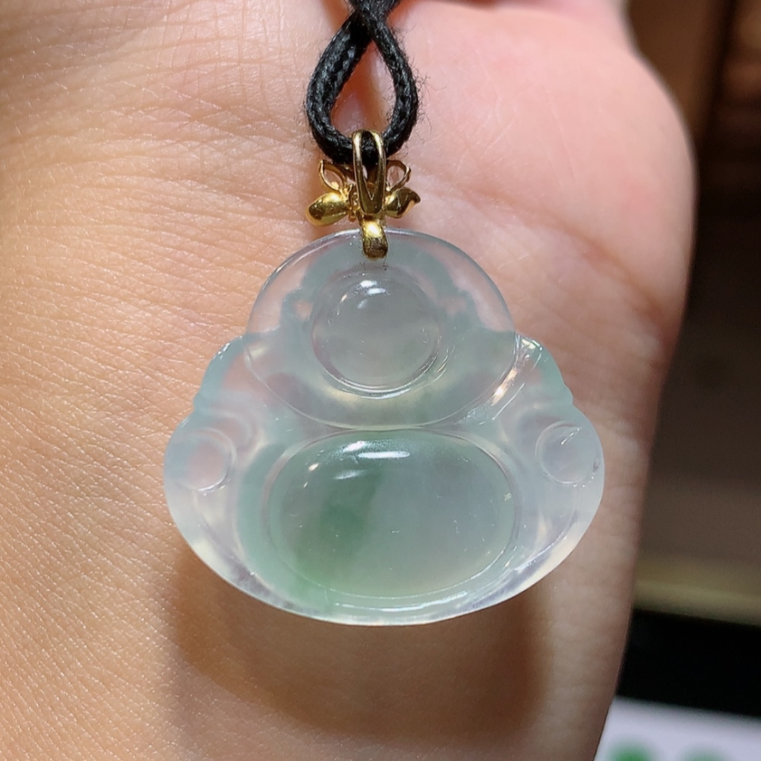 高冰飘花佛公吊坠，种老底子细腻，水润十足，佩戴端庄优雅，货号08430，25.2/27.7/5.7