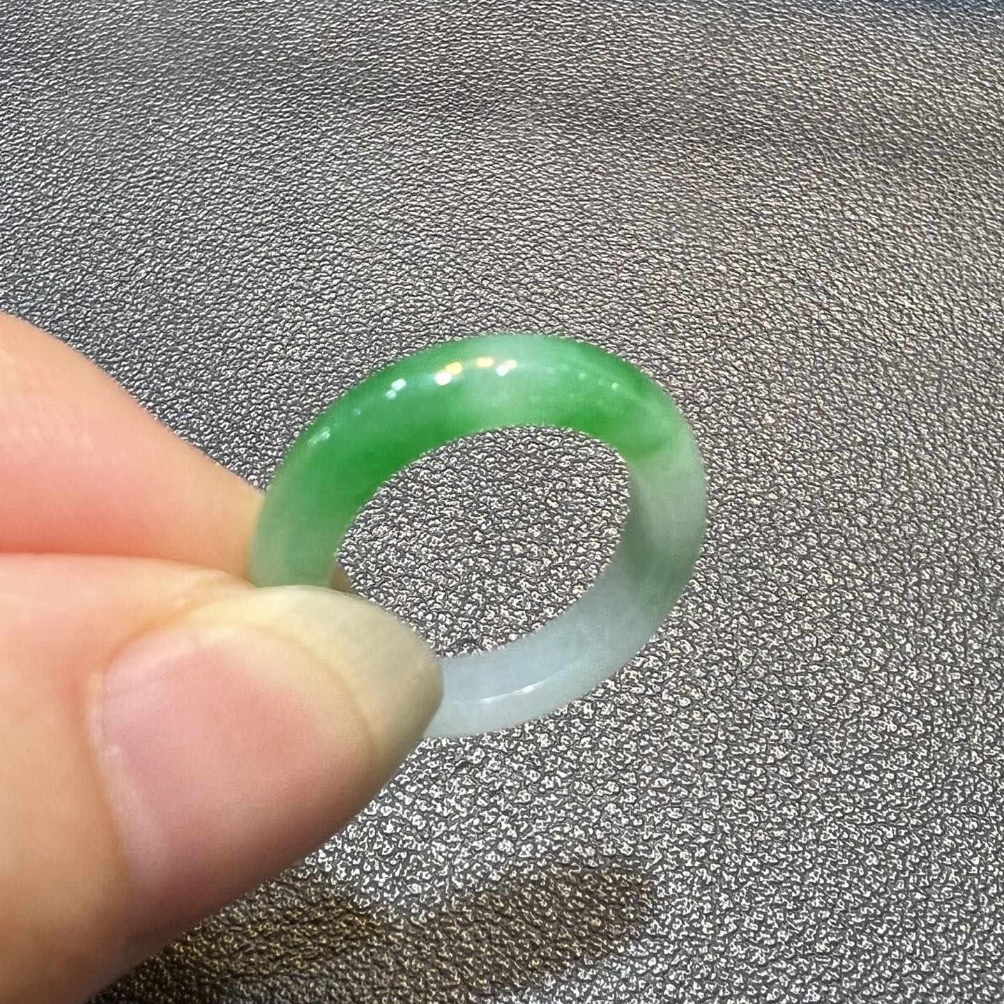糯冰种阳绿翡翠戒圈指环天然缅甸A货戒指尾戒，3.9-3.3