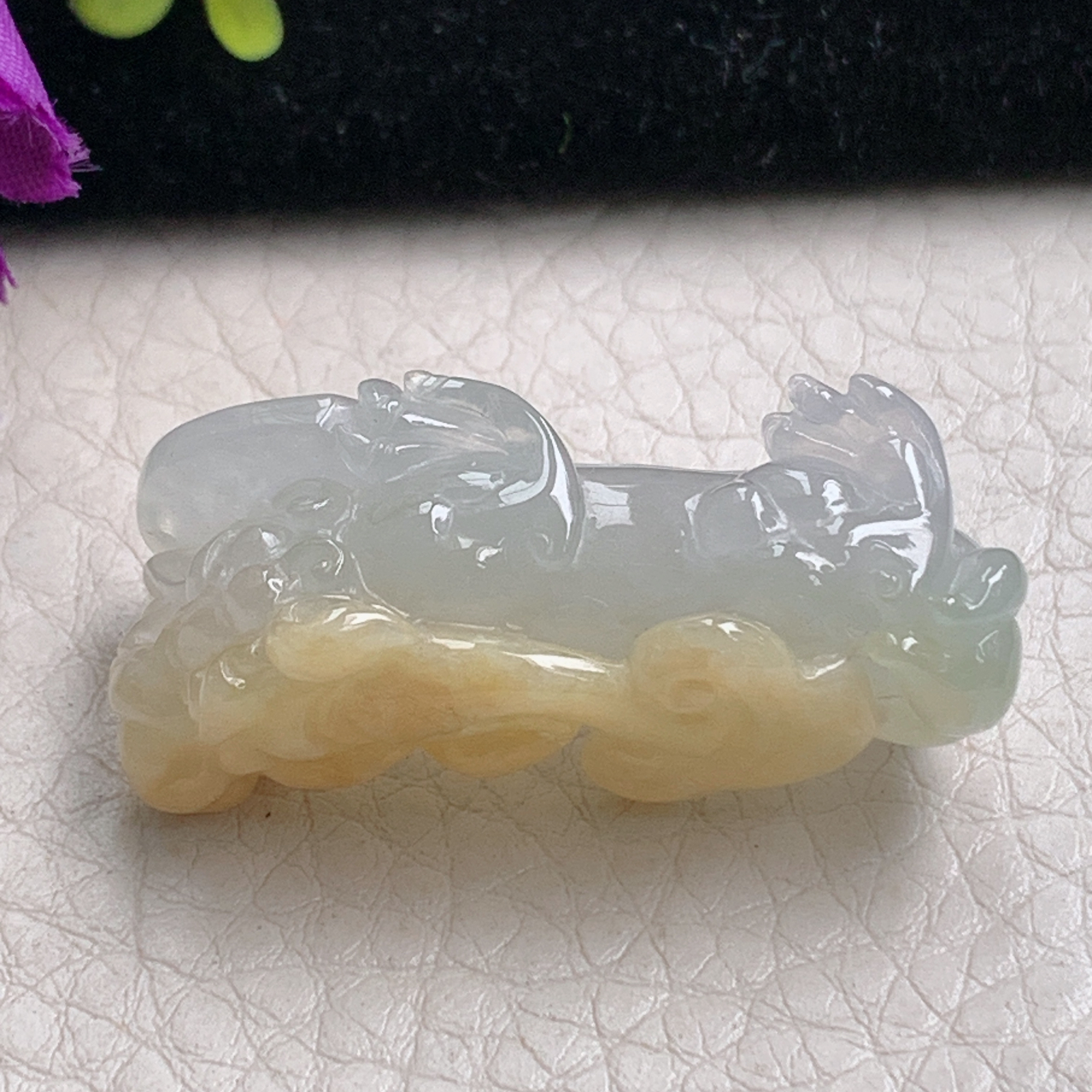 zz3实拍37*14*14.3天然缅甸翡翠冰种俏黄双彩貔貅吊坠 招财瑞兽玉坠