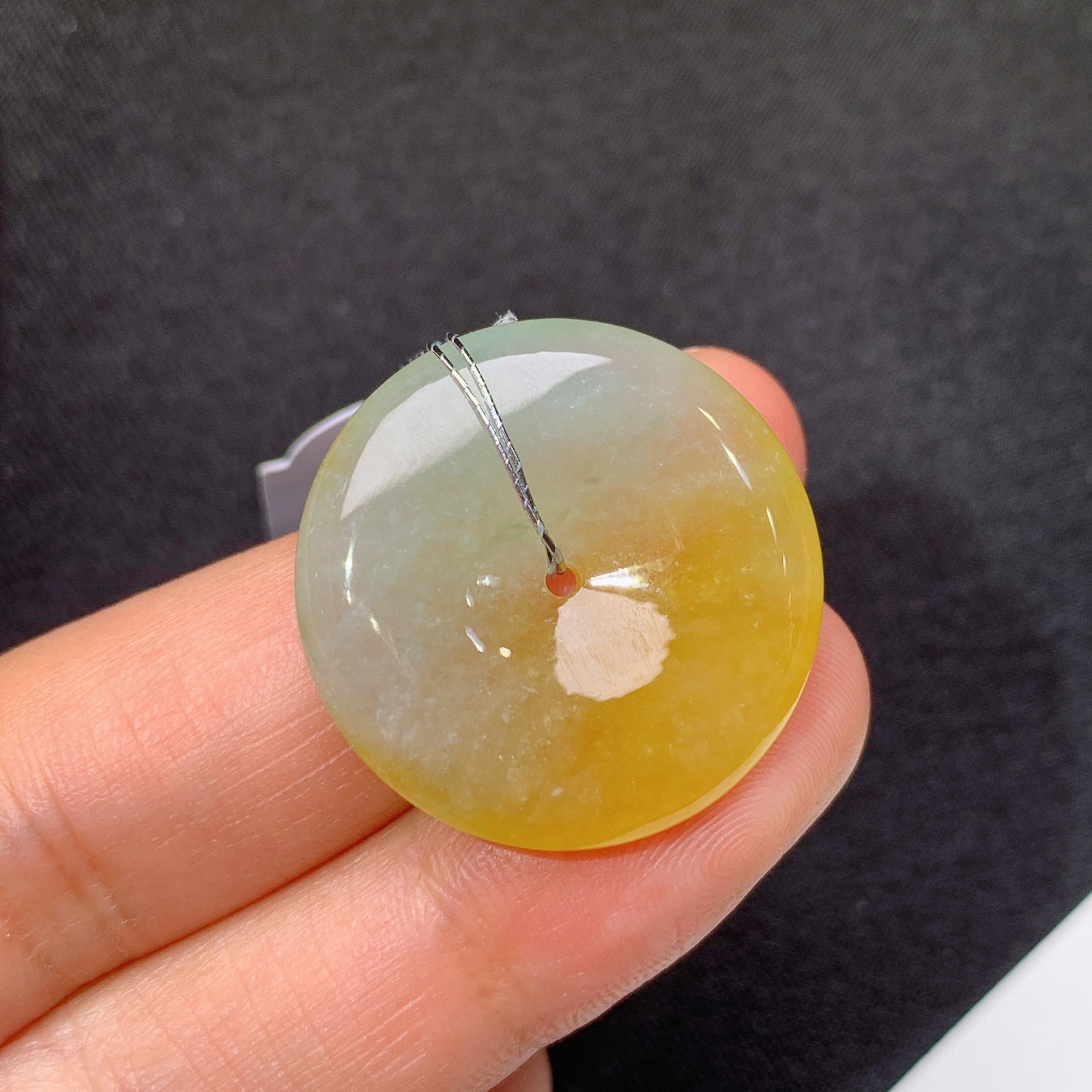 冰黄翡平安扣，冰润鲜艳，玉质细腻，种水足，Qx 尺寸24.7*4.7