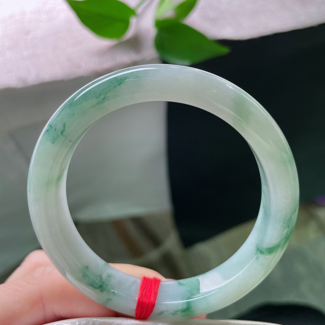 54.9/11.9/8.6飘花正圈，水润细腻，飘逸灵动，婉间风华，无裂，ss49073a