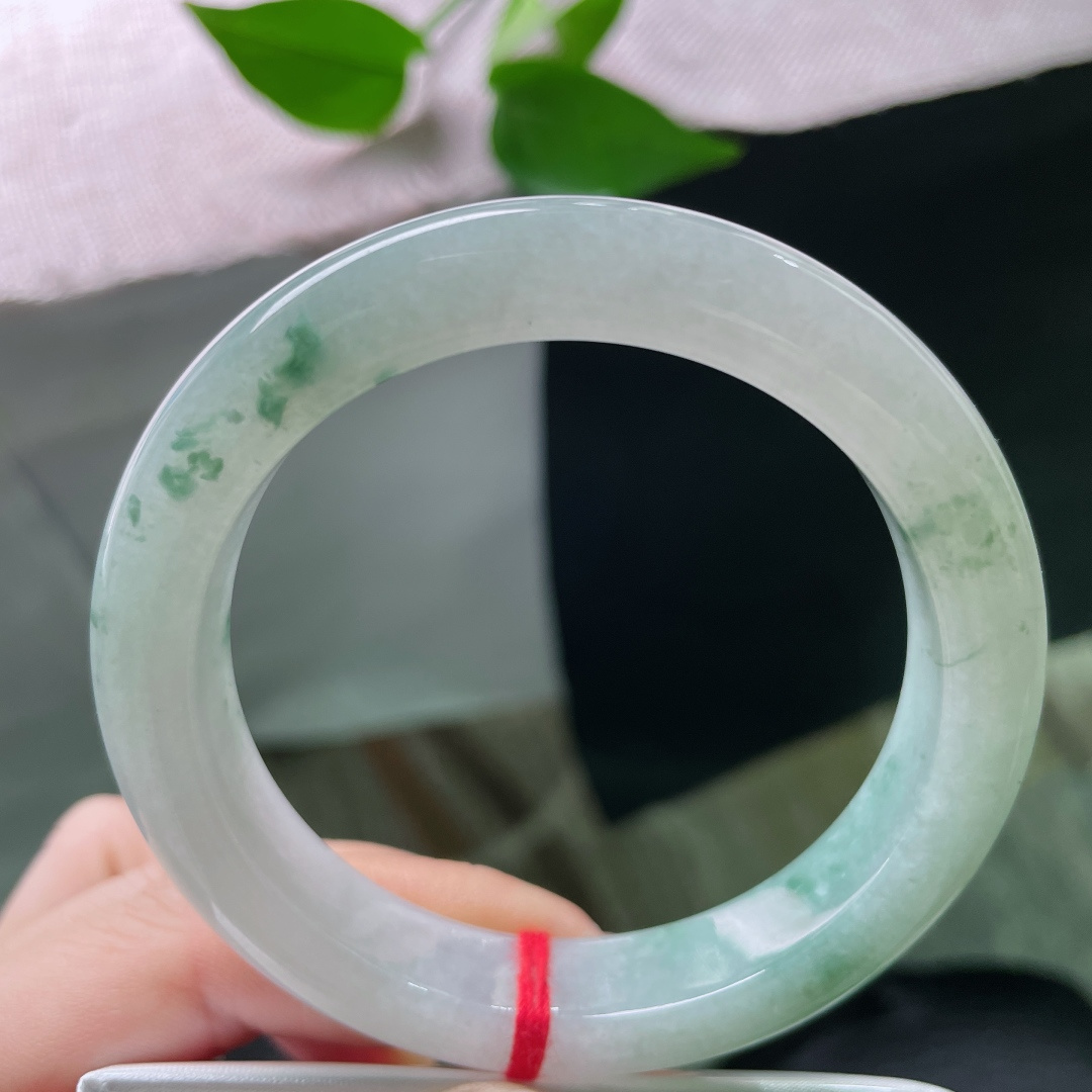 56.1/12.2/8.8，飘花正圈，一花一世界，似山间云雾，又如水中墨染，皮纹，ss52375a