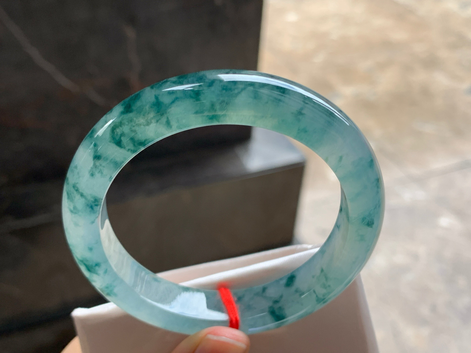 56.5-12.2-9.2

冰蓝花手镯^_^种水好