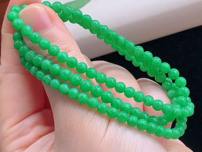 ️ 满绿珠链，缅料，，尺寸取一4.8/4.2mm，包A附证书1140