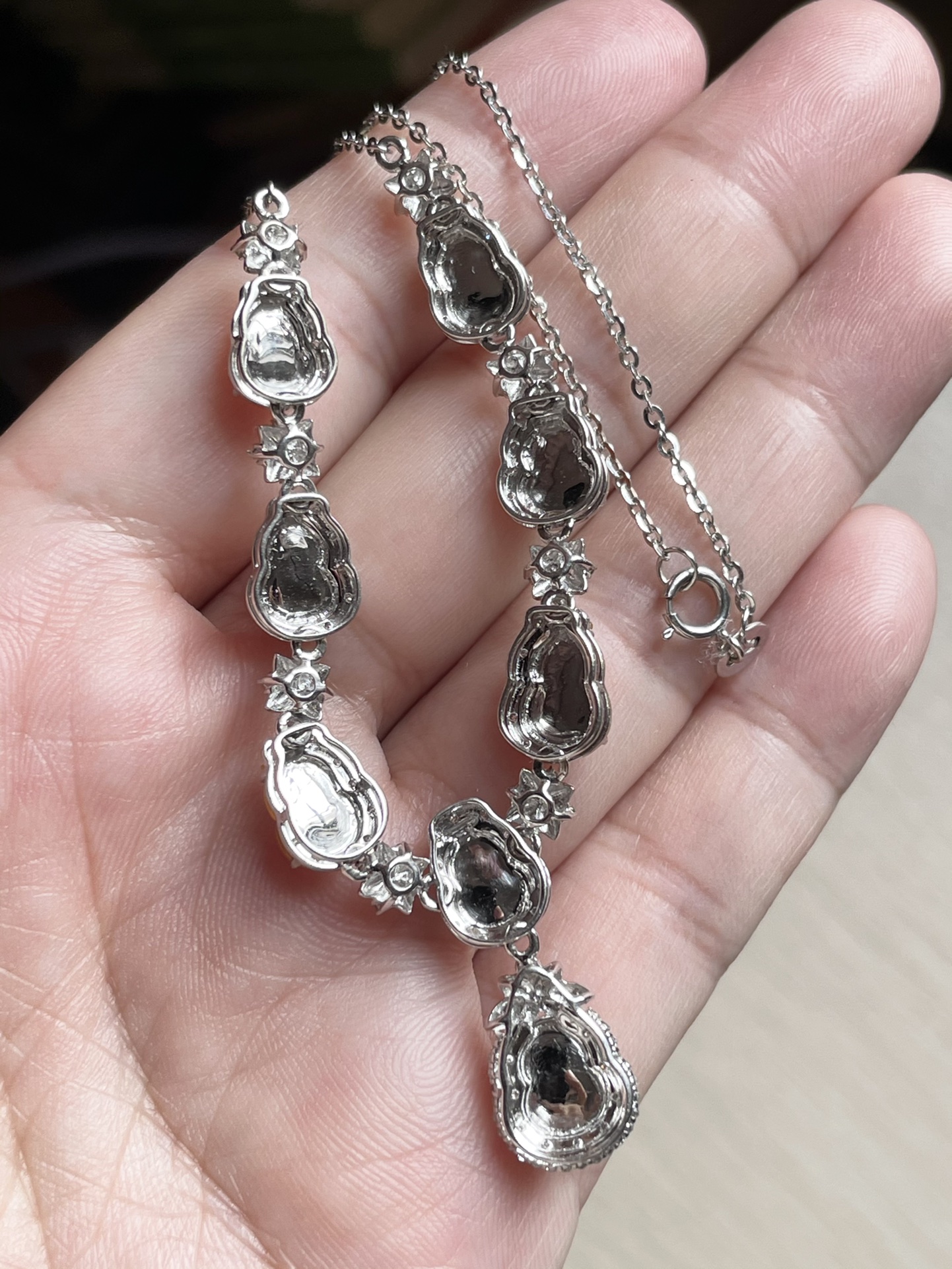 ️【高冰黄翡，葫芦项链】饱满，通透水润，玉质细腻，翠色鲜艳，18k金奢华钻石镶嵌️，8.6-5.8-2.8