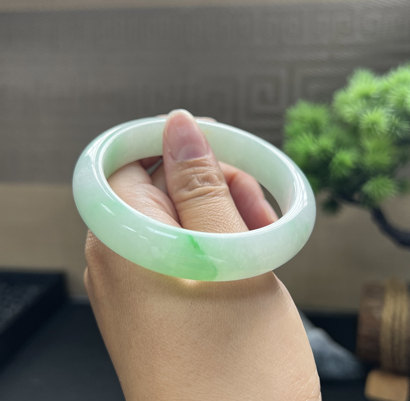 52.5圈口正圈飘花手镯