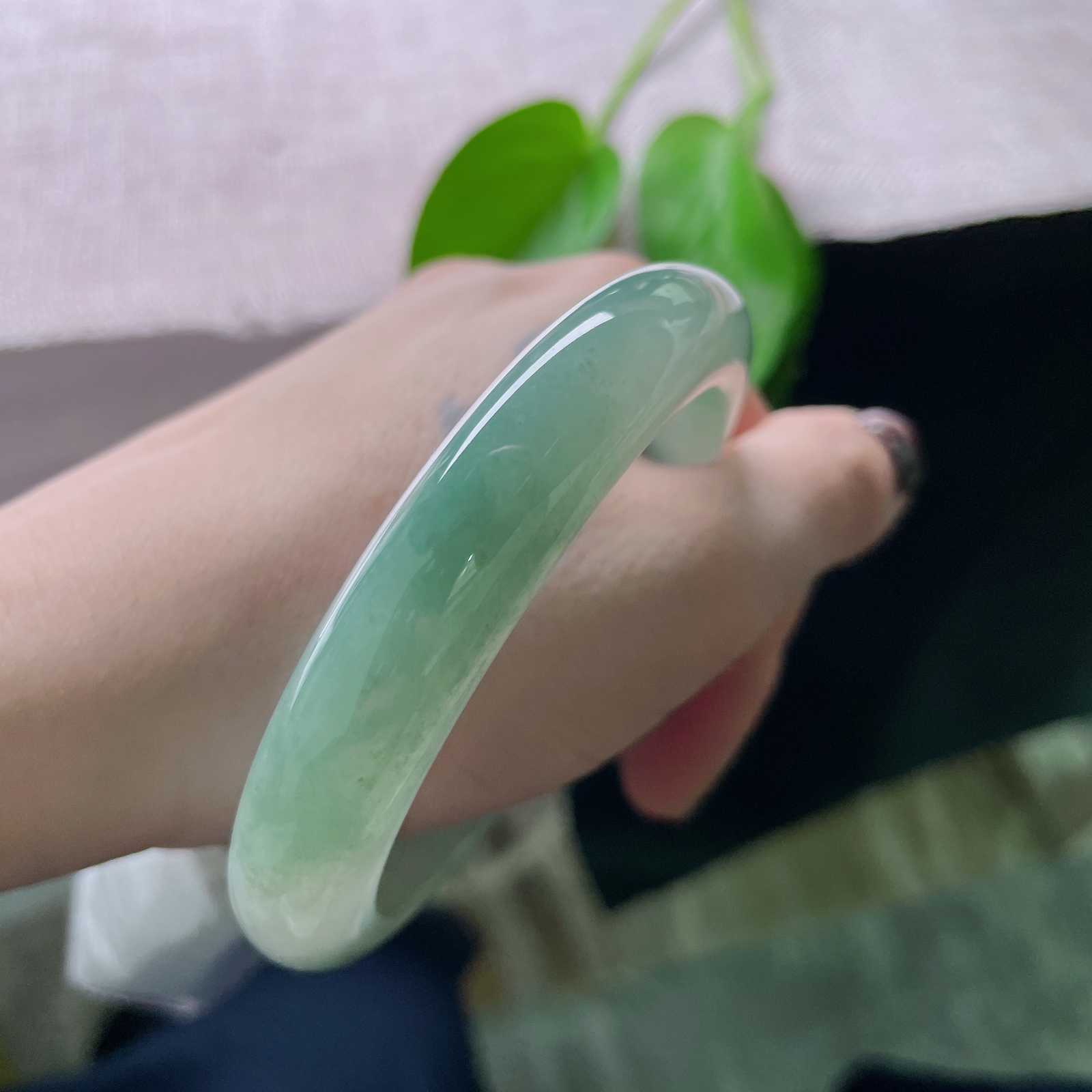 59.5/12.1/8.8，冰油正圈，大圈口，油润透亮，肉质细腻干净，皮纹，ss50342a..