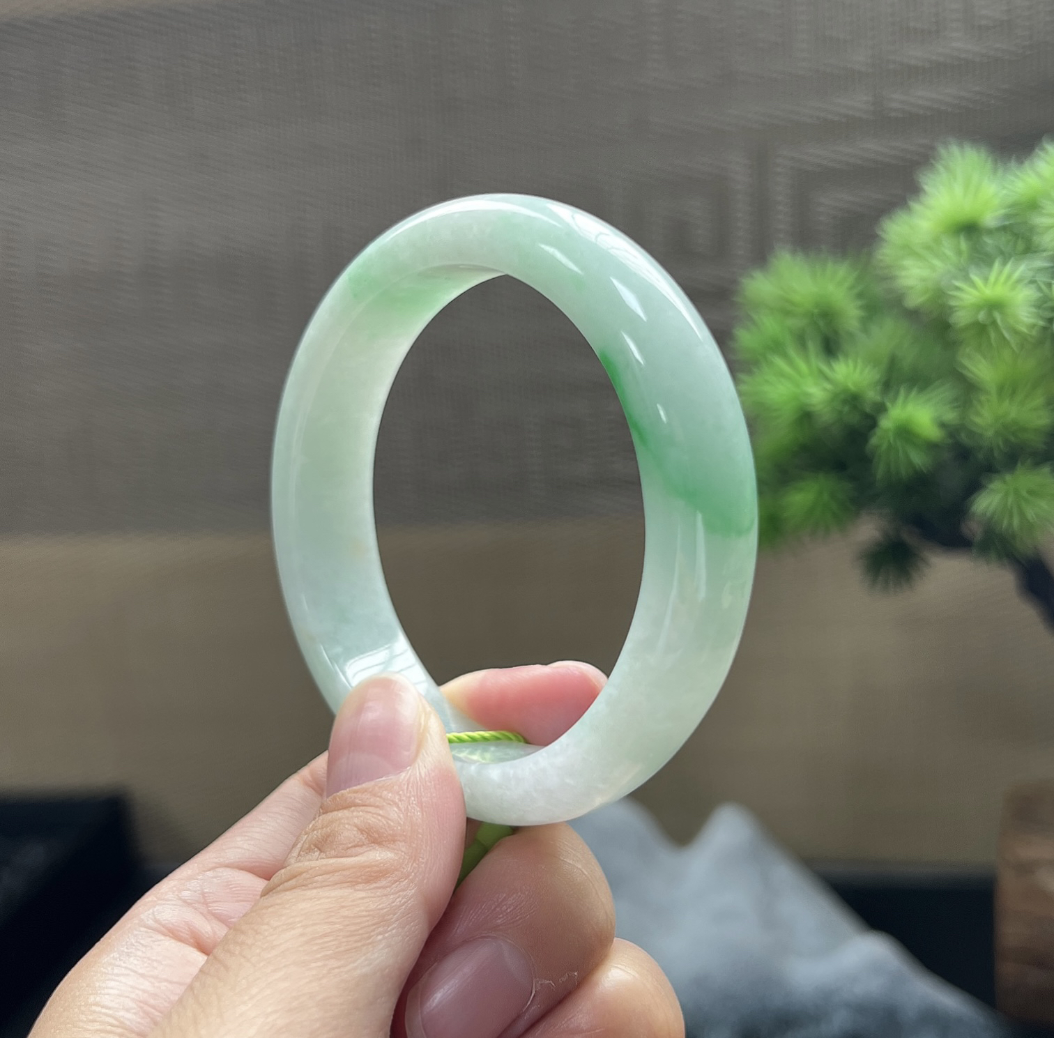 52.5圈口正圈飘花手镯（微瑕，不影响佩戴）
