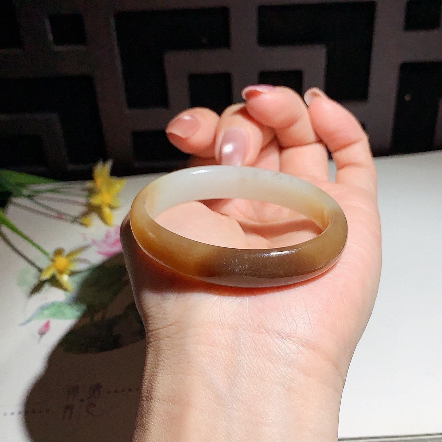和田玉48圈且末糖贵妃手镯！内径52/43.9玉质细腻油润 底色纯净 脂粉好，品质好！