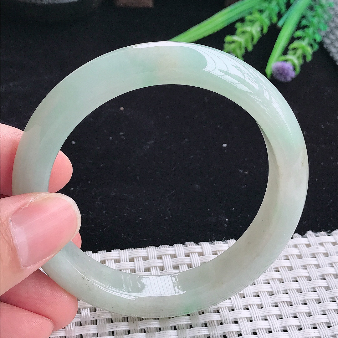 自然光56.5/12.6/8.8老坑冰润浅绿色宽边手镯平安镯翡翠玉镯美人镯