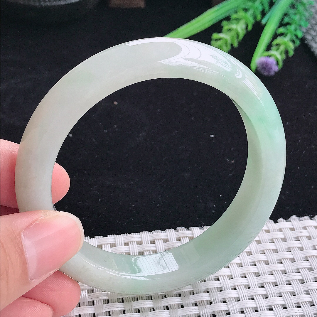 自然光56.5/12.6/8.8老坑冰润浅绿色宽边手镯平安镯翡翠玉镯美人镯