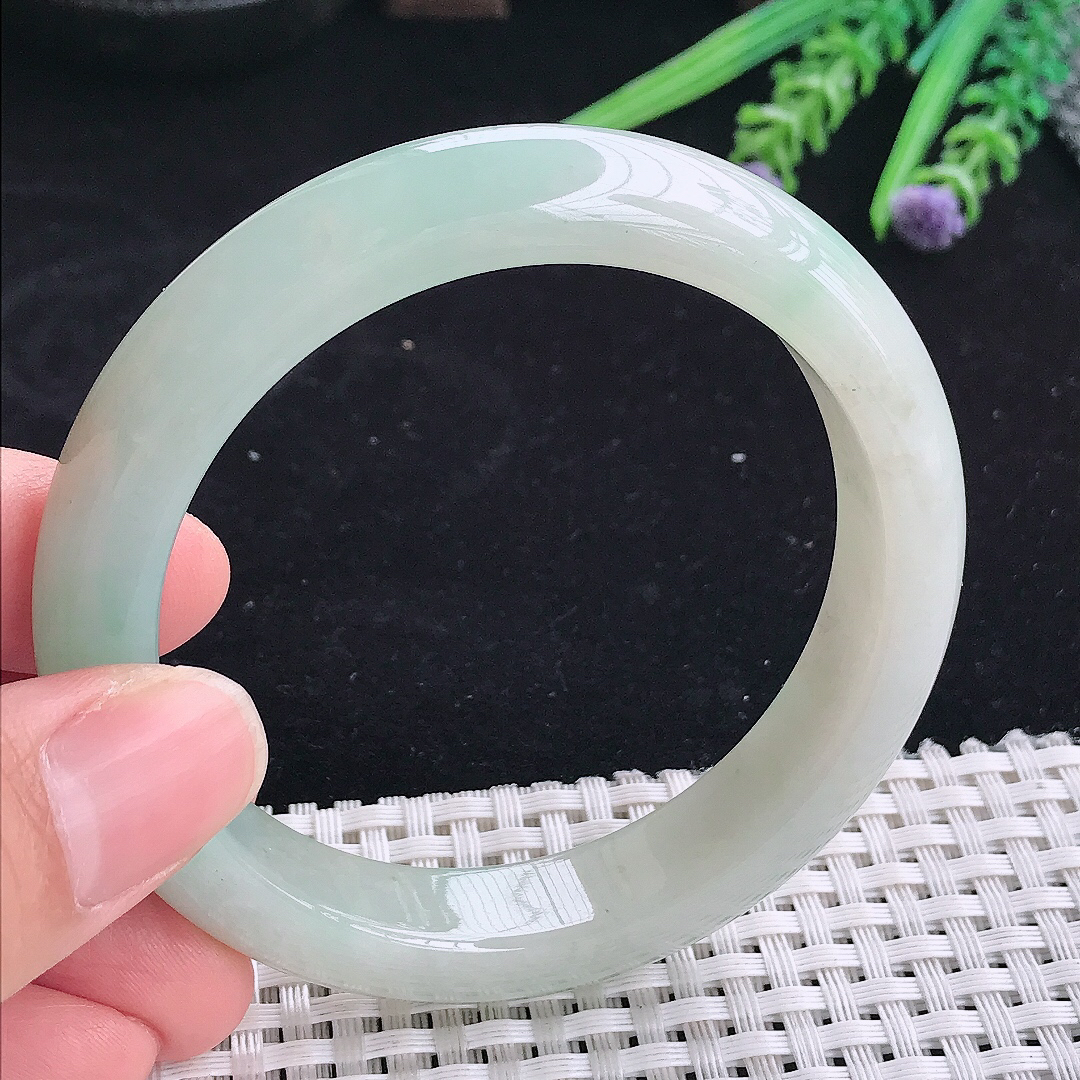 自然光56.5/12.6/8.8老坑冰润浅绿色宽边手镯平安镯翡翠玉镯美人镯