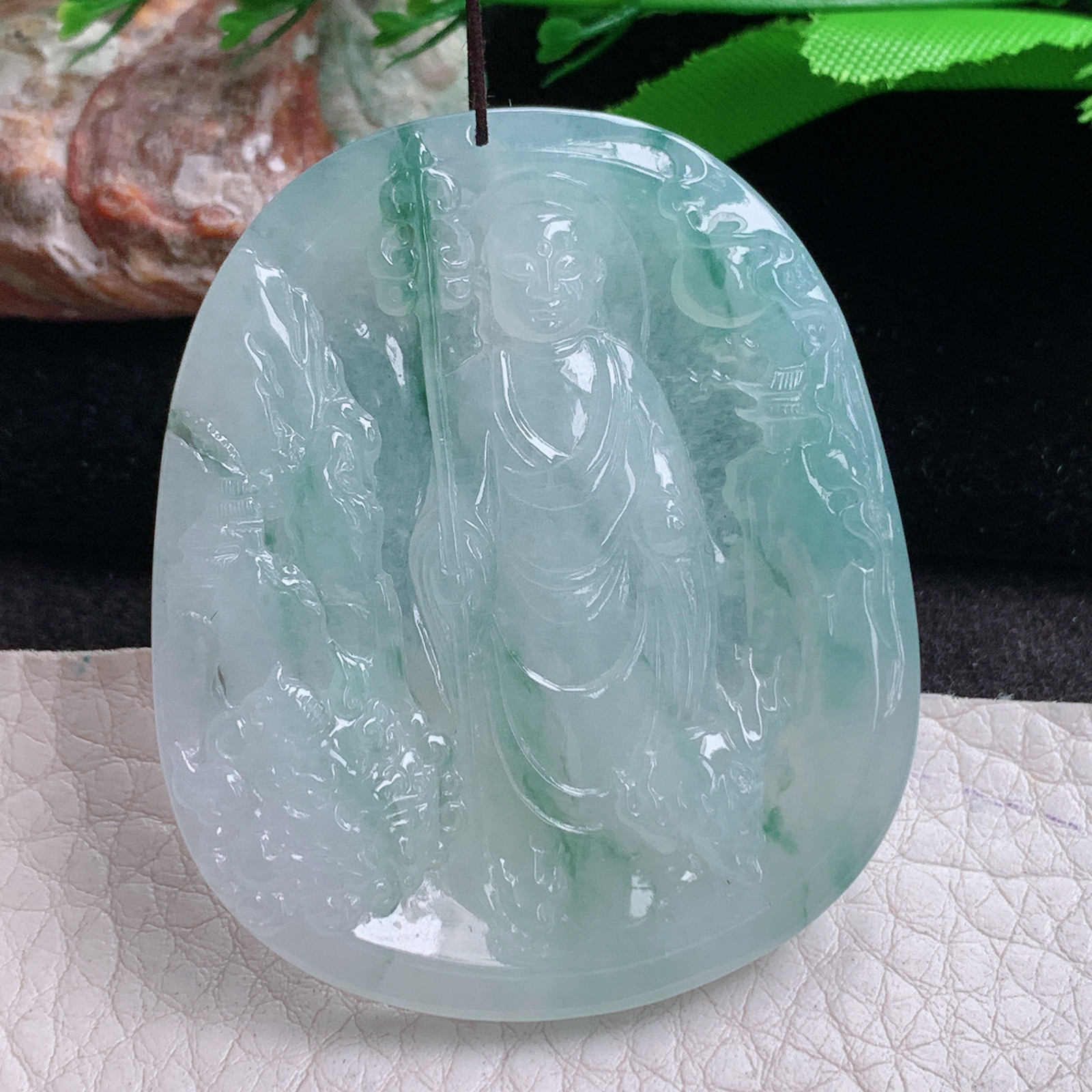 Ktj实拍52.5*44.5*5.6天然缅甸翡翠冰飘花地藏王菩萨吊坠