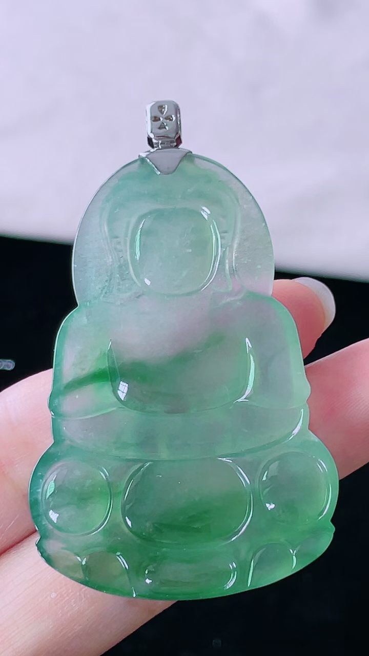 【翡翠名称】18K金镶冰飘花观音吊坠
【翡翠尺寸】裸石52.5/35.3/4.7mm
【翡翠描述】宝贝种老水足，玉质细腻，色泽靓丽，性价比高，佩戴效果好！
【其它赠送】权威证书/精美挂绳盒子/支持全国复检