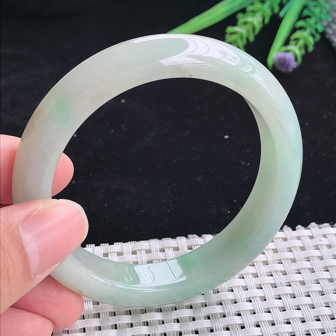 自然光56.5/12.6/8.8老坑冰润浅绿色宽边手镯平安镯翡翠玉镯美人镯