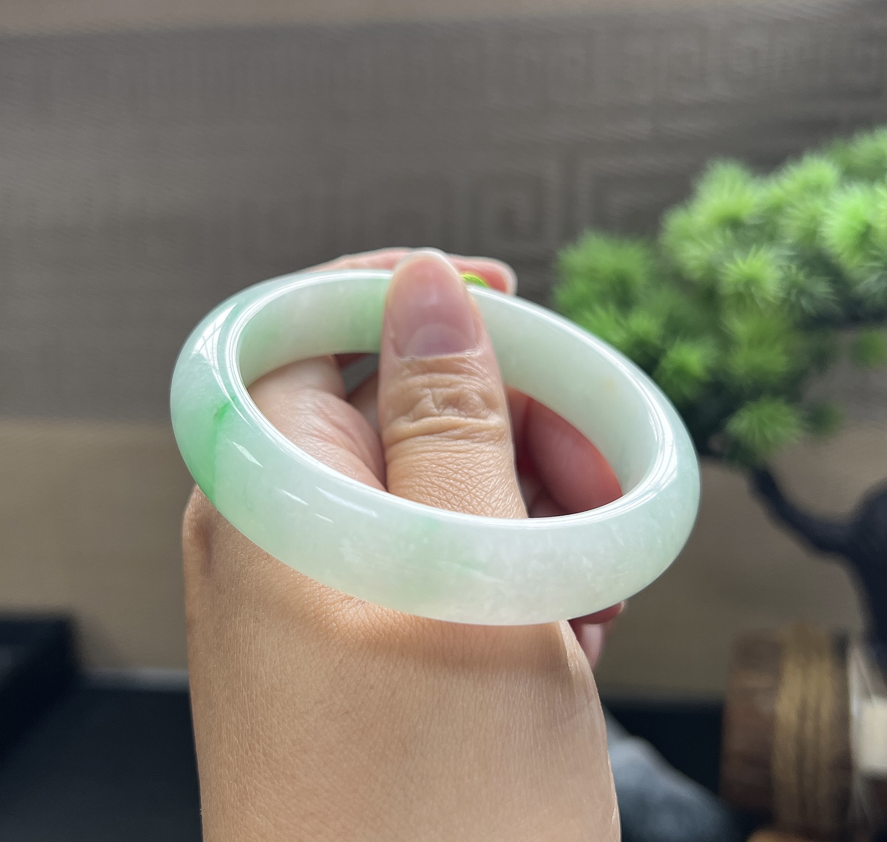 52.5圈口正圈飘花手镯（微瑕，不影响佩戴）