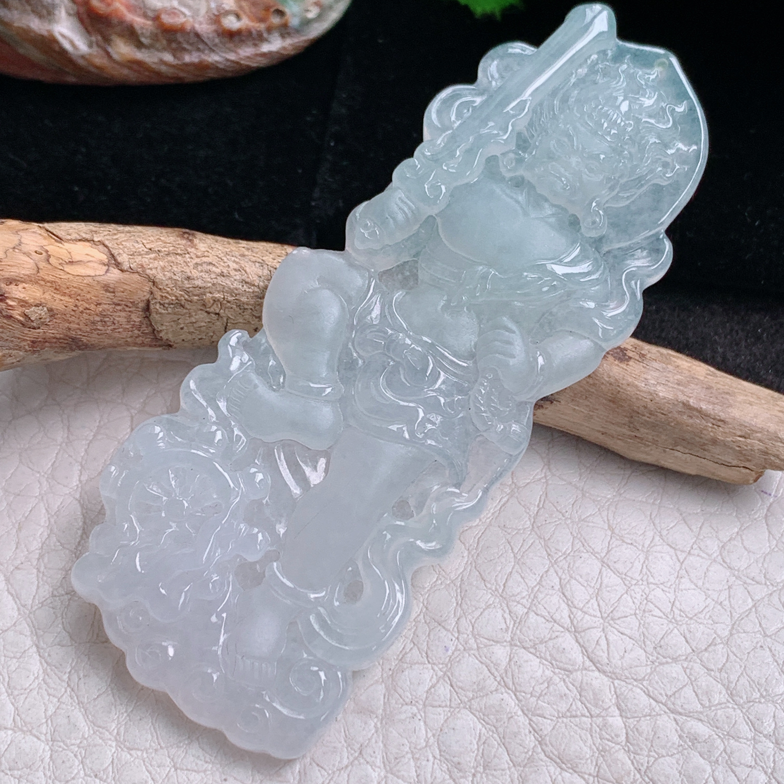 Ktj实拍71*28.2*5天然缅甸翡翠不动明王吊坠 生肖守护神玉坠