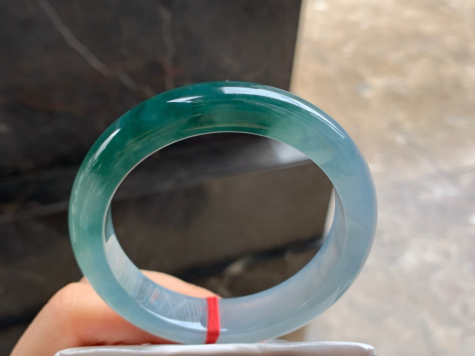 55-13-8.7

蓝花手镯^_^鲜艳