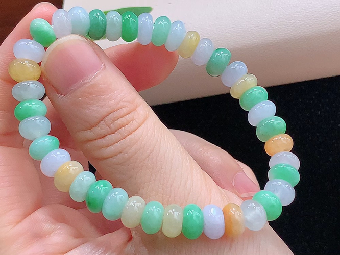 ️ 三彩算盘珠手串，度高，尺寸取一8.1-4.1mm，包A附证书