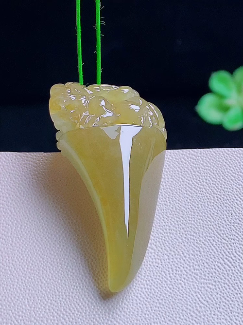 貔貅，龙牙，无裂，尺寸385/20.2/10.5，编号fn  4