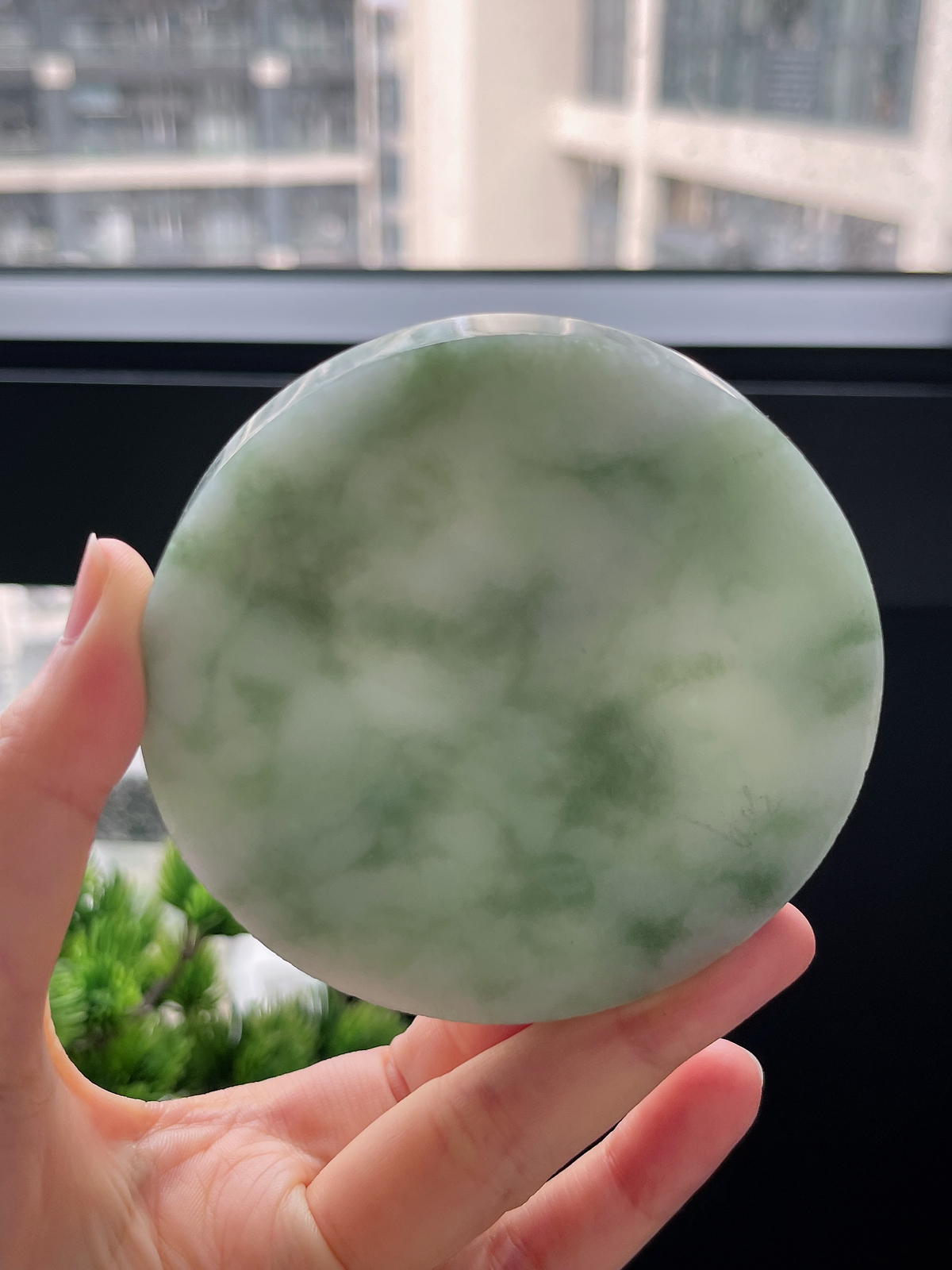 翡翠镯饼，正圈最大做64，圆条最大做60