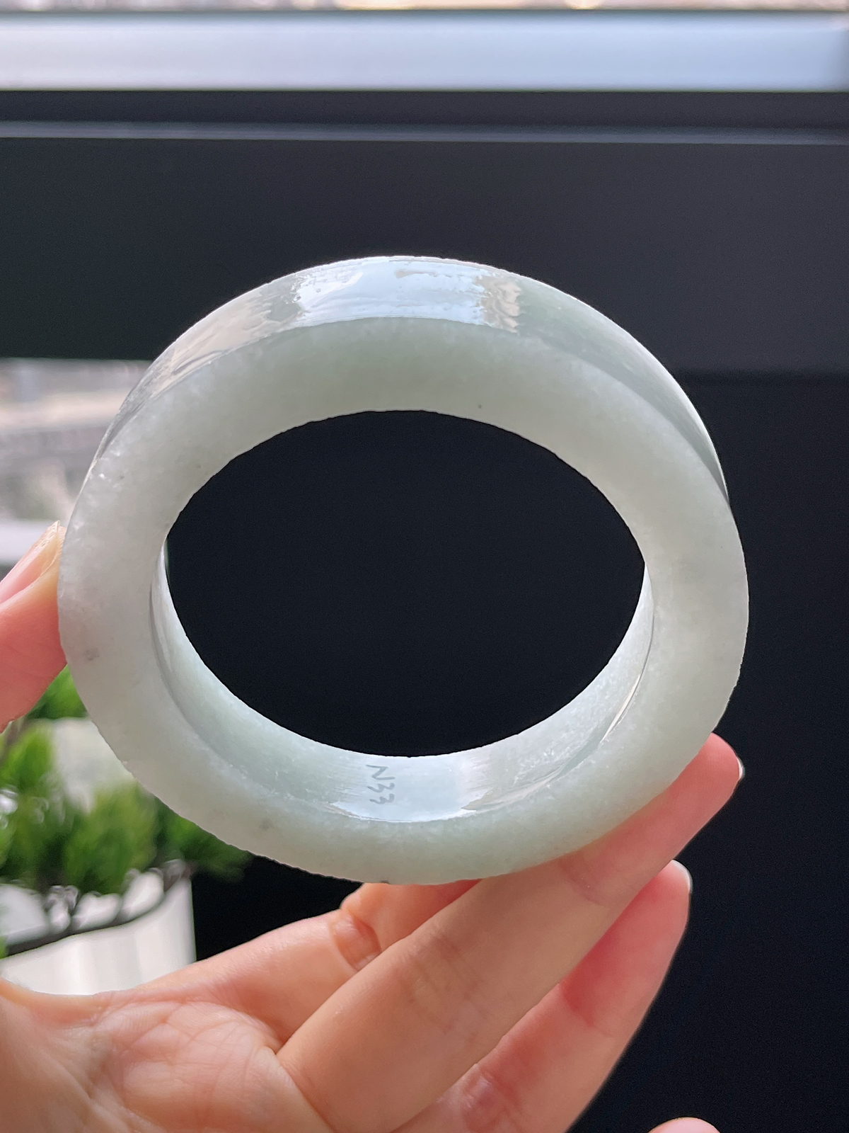 翡翠板料，⭕️正圈最大做59.5，圆条最大做55.5
