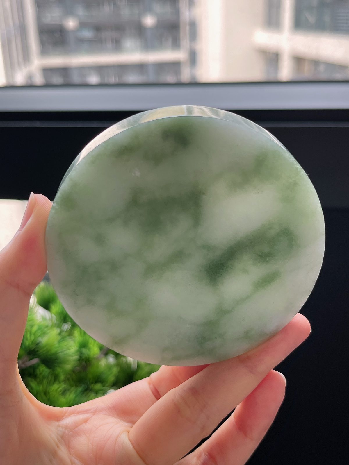 翡翠镯饼，正圈最大做64，圆条最大做60