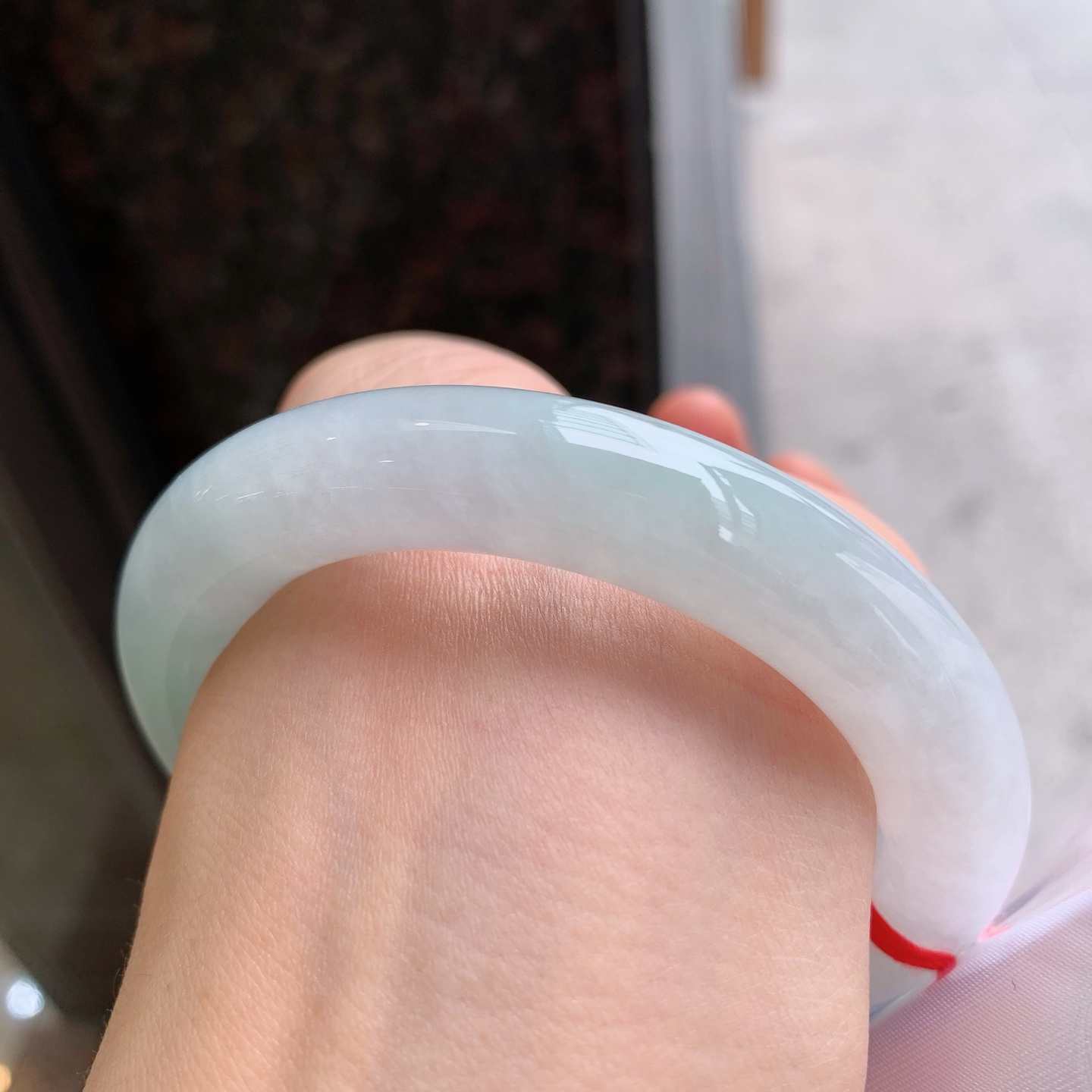 圆条冰飘绿，无裂，尺寸：56.3/11.2/11.5，清爽色阳
