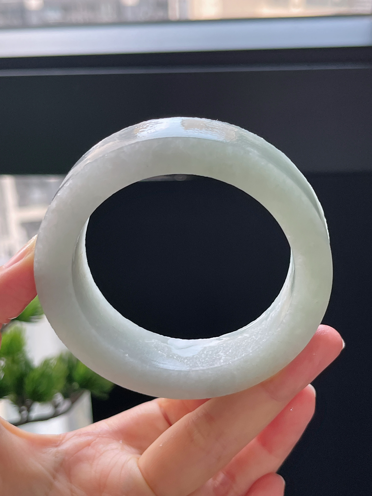 翡翠板料，⭕️正圈最大做59.5，圆条最大做55.5