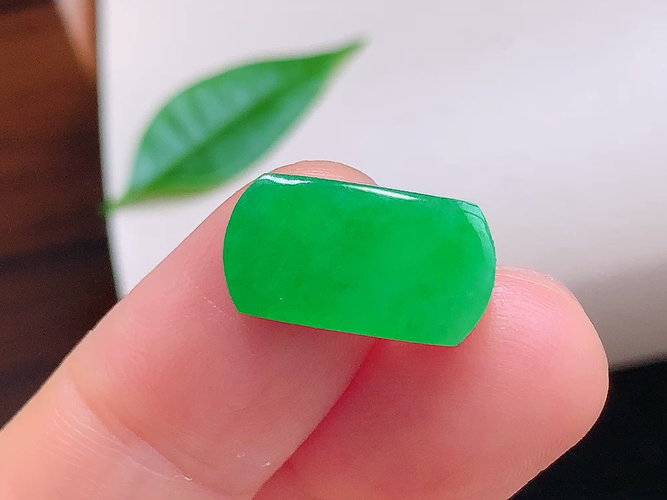 ️ 马鞍戒面，尺寸15.8-8.6-2.0mm，包A附证书