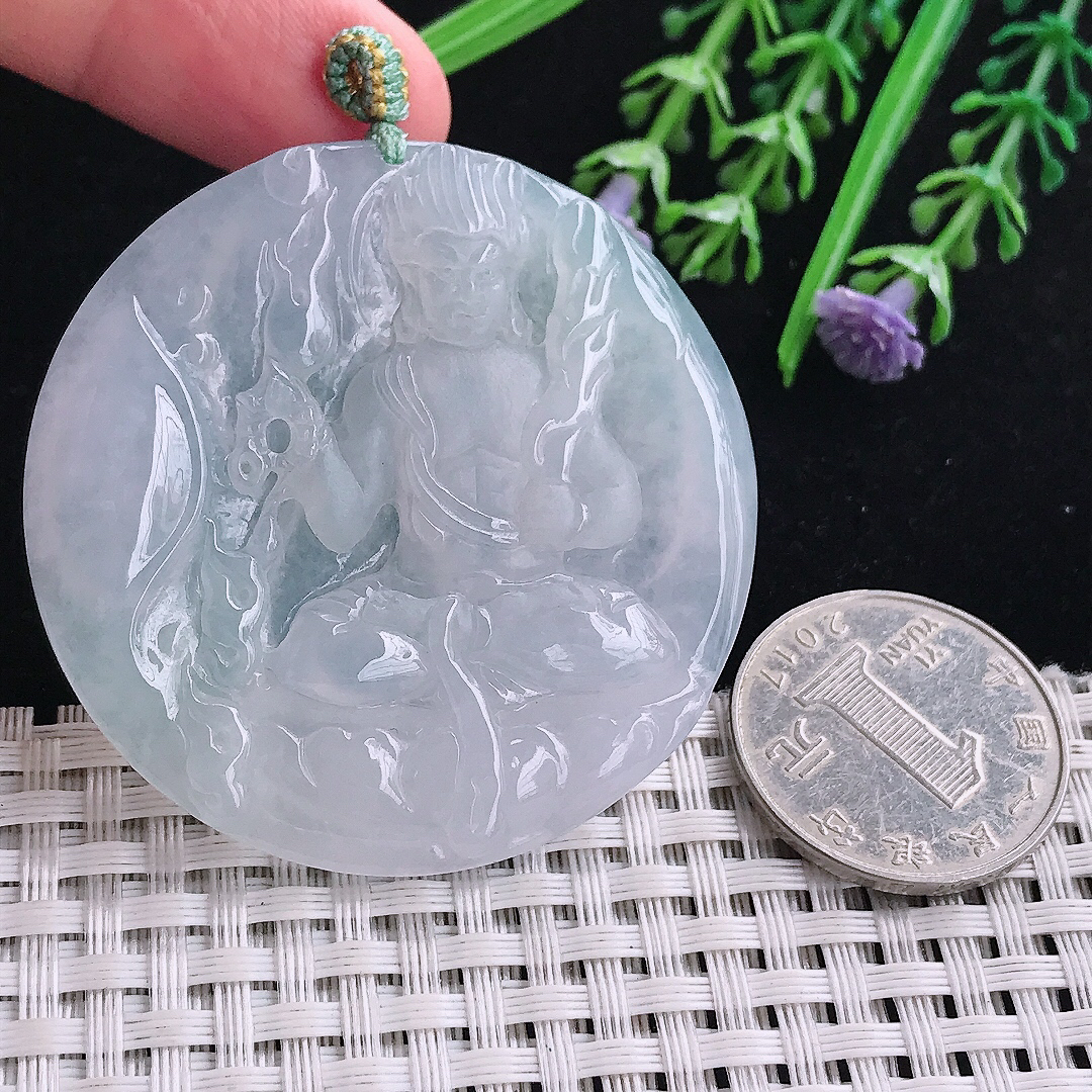 实拍A货翡翠51/5.2老坑冰透起胶白冰不动明王菩萨吊坠翡翠玉挂件