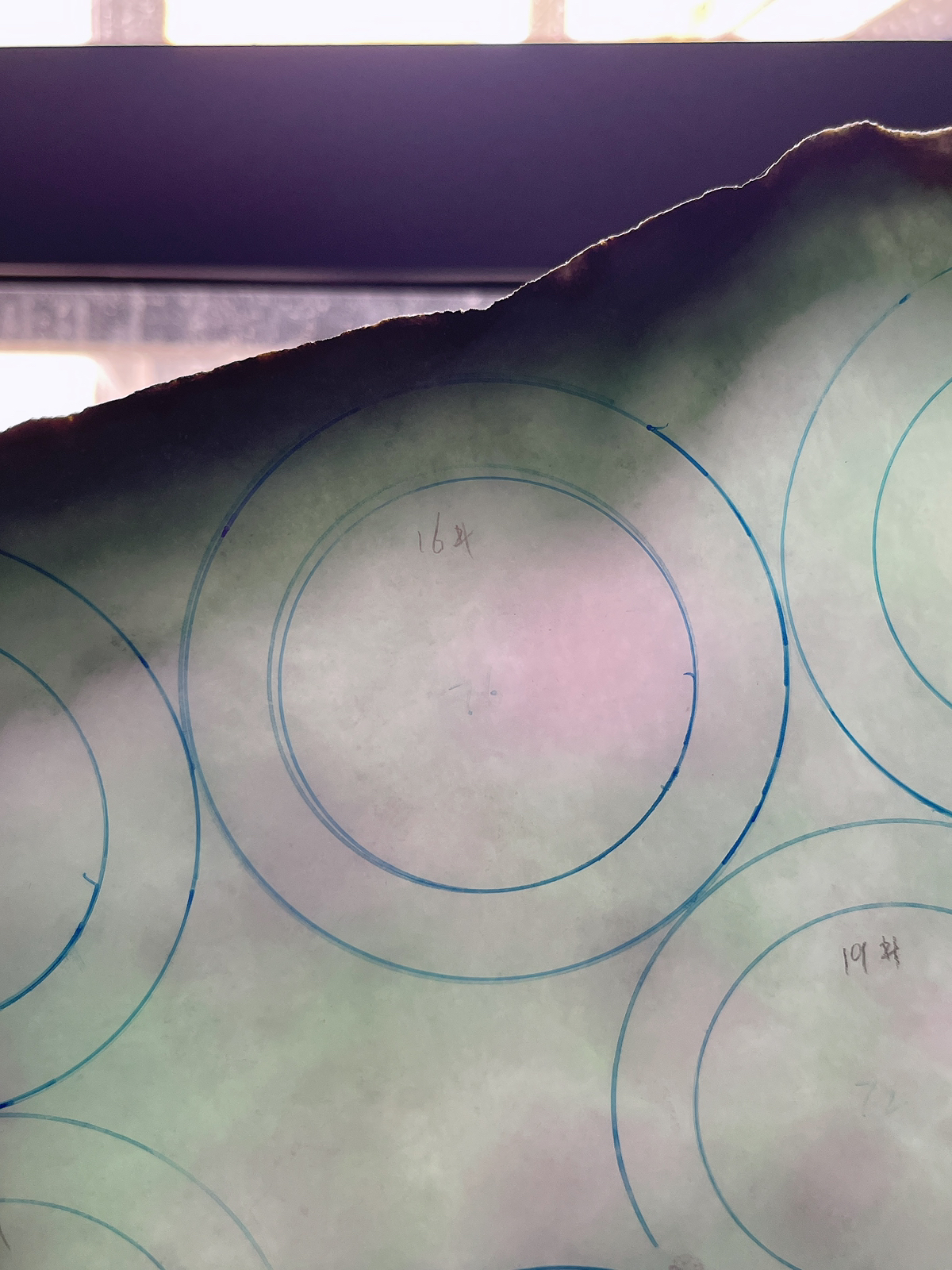 翡翠板料，⭕️正圈最大做60，圆条最大做56
